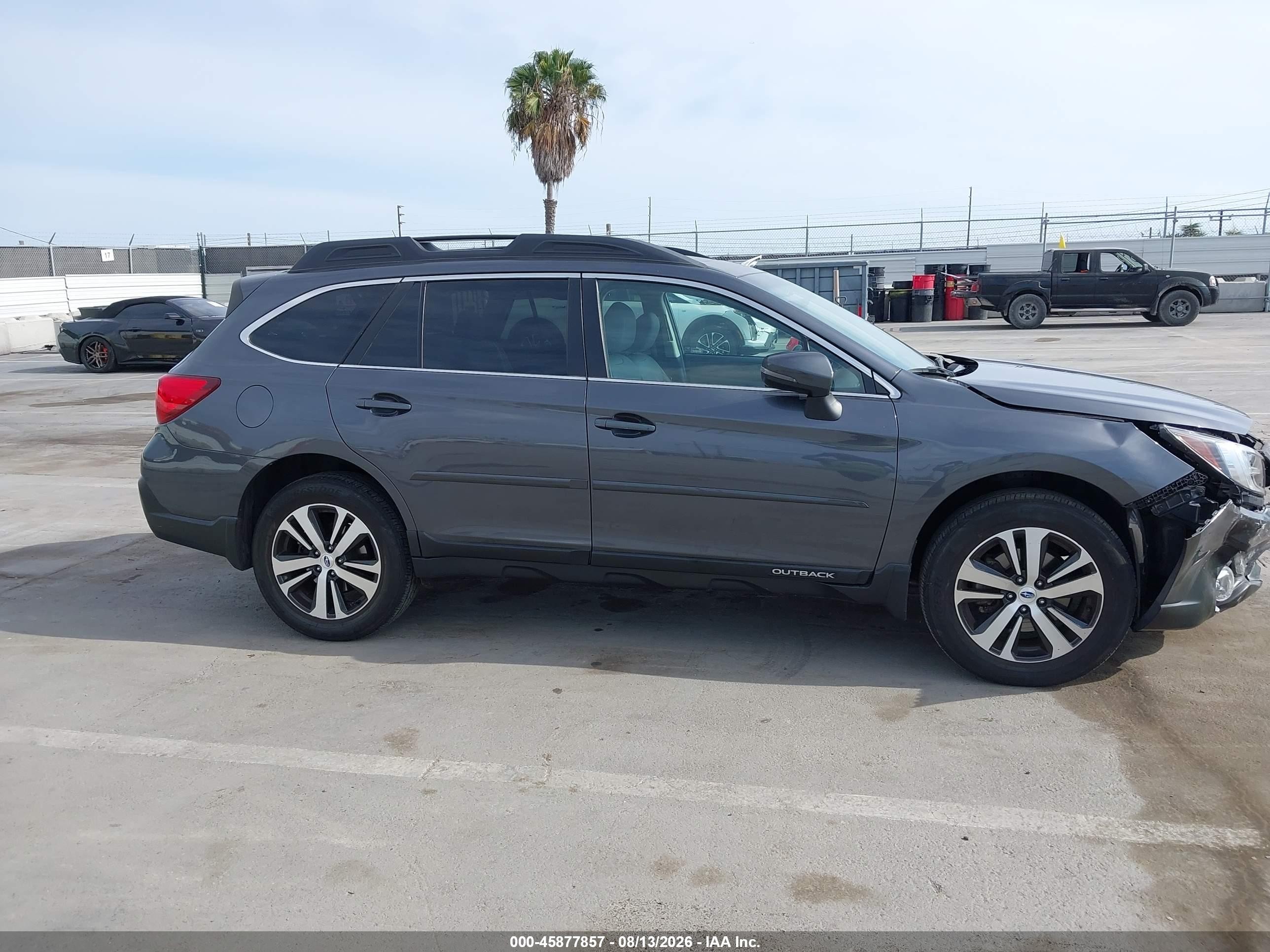 2018 Subaru Outback 2.5i Limited Gray vin: 4S4BSANCXJ3344054