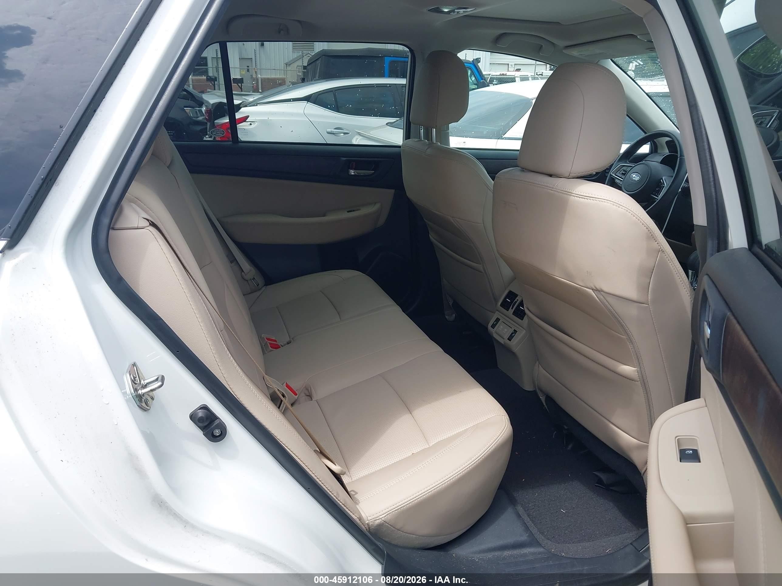 2019 Subaru Outback 2.5i Limited White vin: 4S4BSANCXK3320547