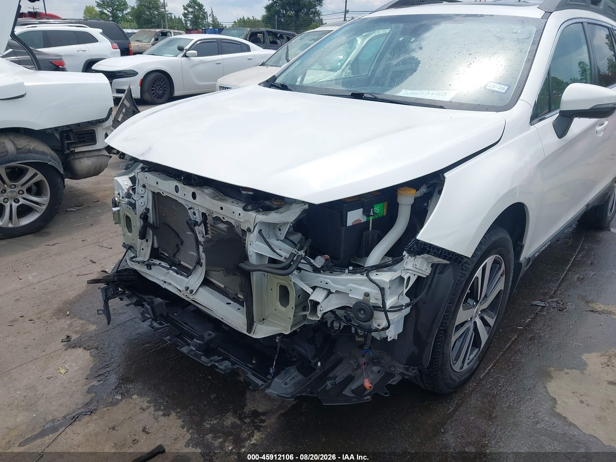 2019 Subaru Outback 2.5i Limited White vin: 4S4BSANCXK3320547