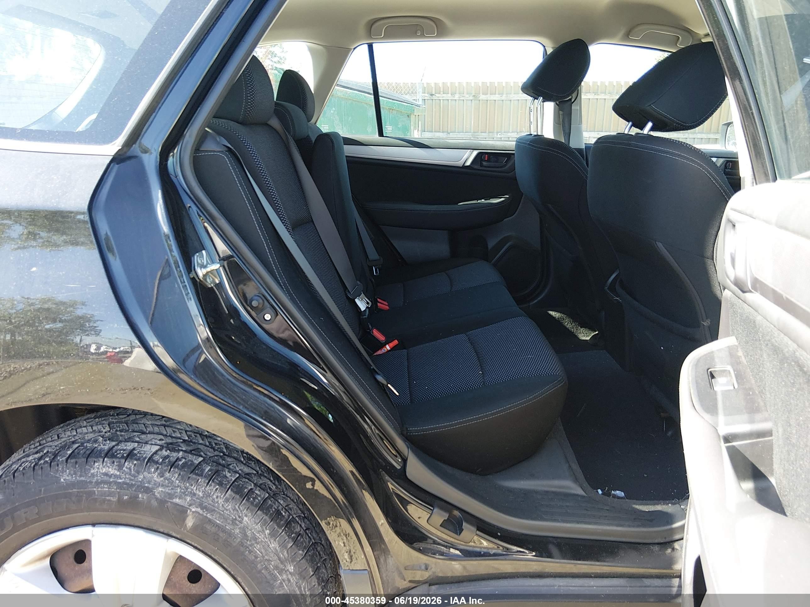 2016 Subaru Outback 2.5i Черный vin: 4S4BSBAC6G3345688