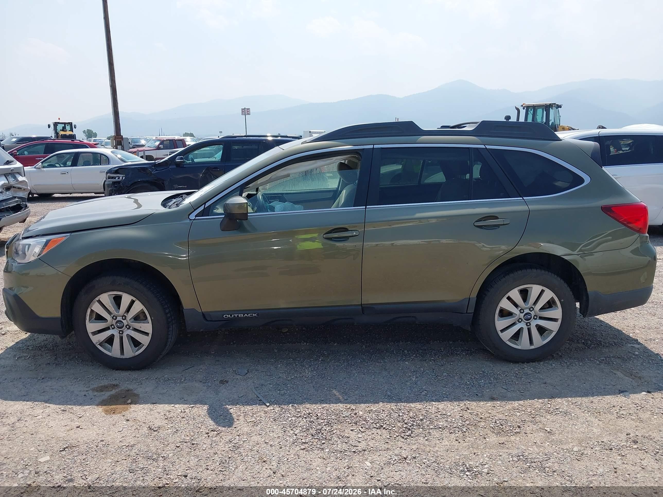 2015 Subaru Outback 2.5i Premium Green vin: 4S4BSBCC0F3242696