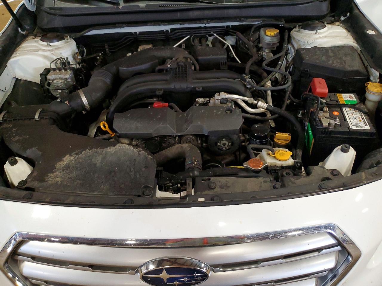2015 Subaru Outback 2.5i Premium White vin: 4S4BSBCC0F3286682