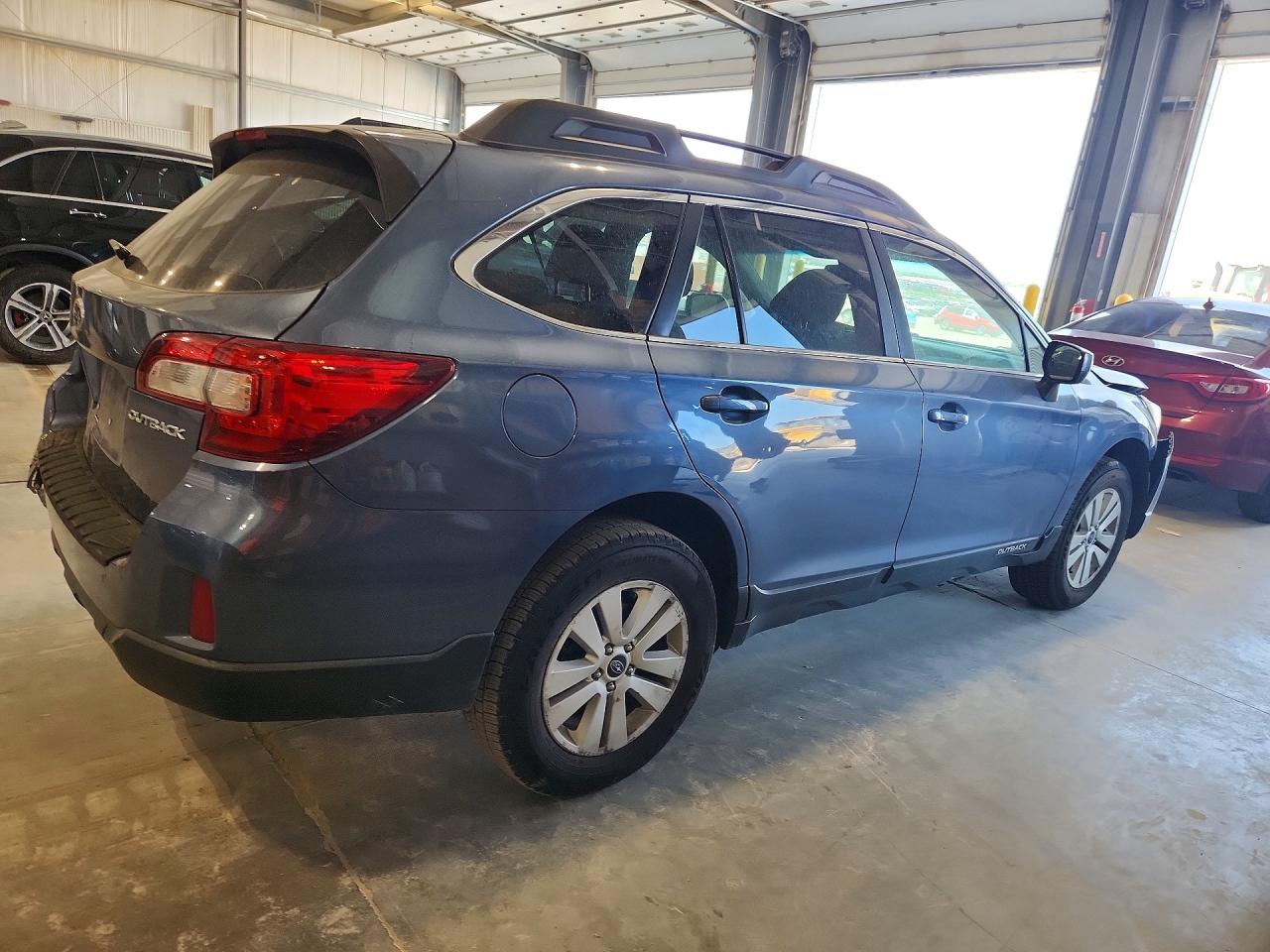 2015 Subaru Outback 2.5i Premium Blue vin: 4S4BSBCC3F3296171