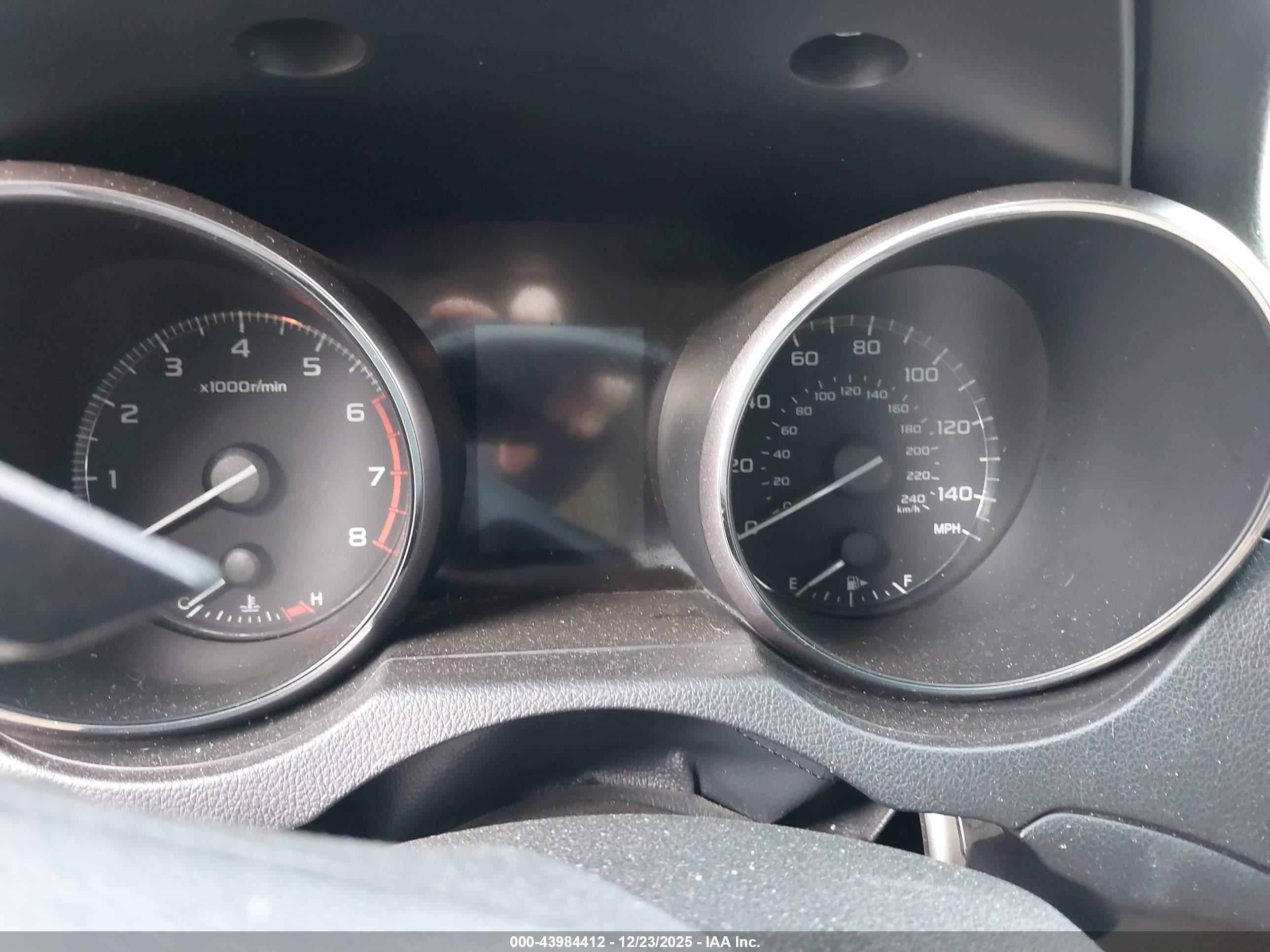 2015 Subaru Outback 2.5i Premium Серебряный vin: 4S4BSBCC4F3250669