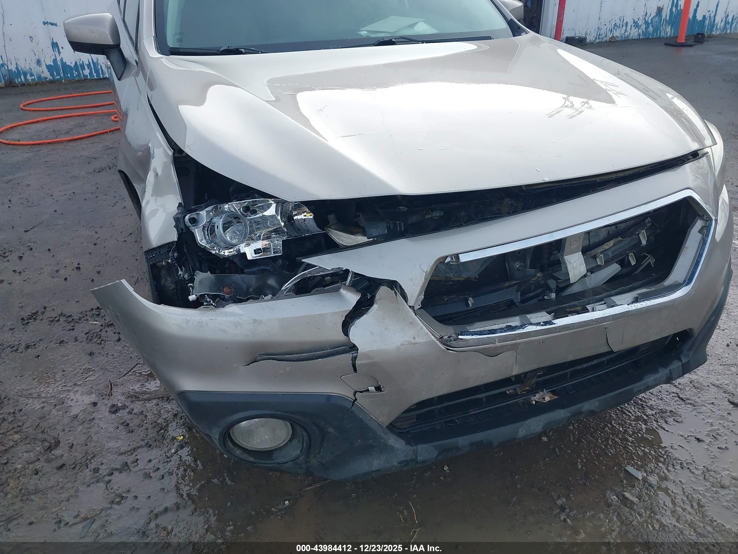2015 Subaru Outback 2.5i Premium Серебряный vin: 4S4BSBCC4F3250669