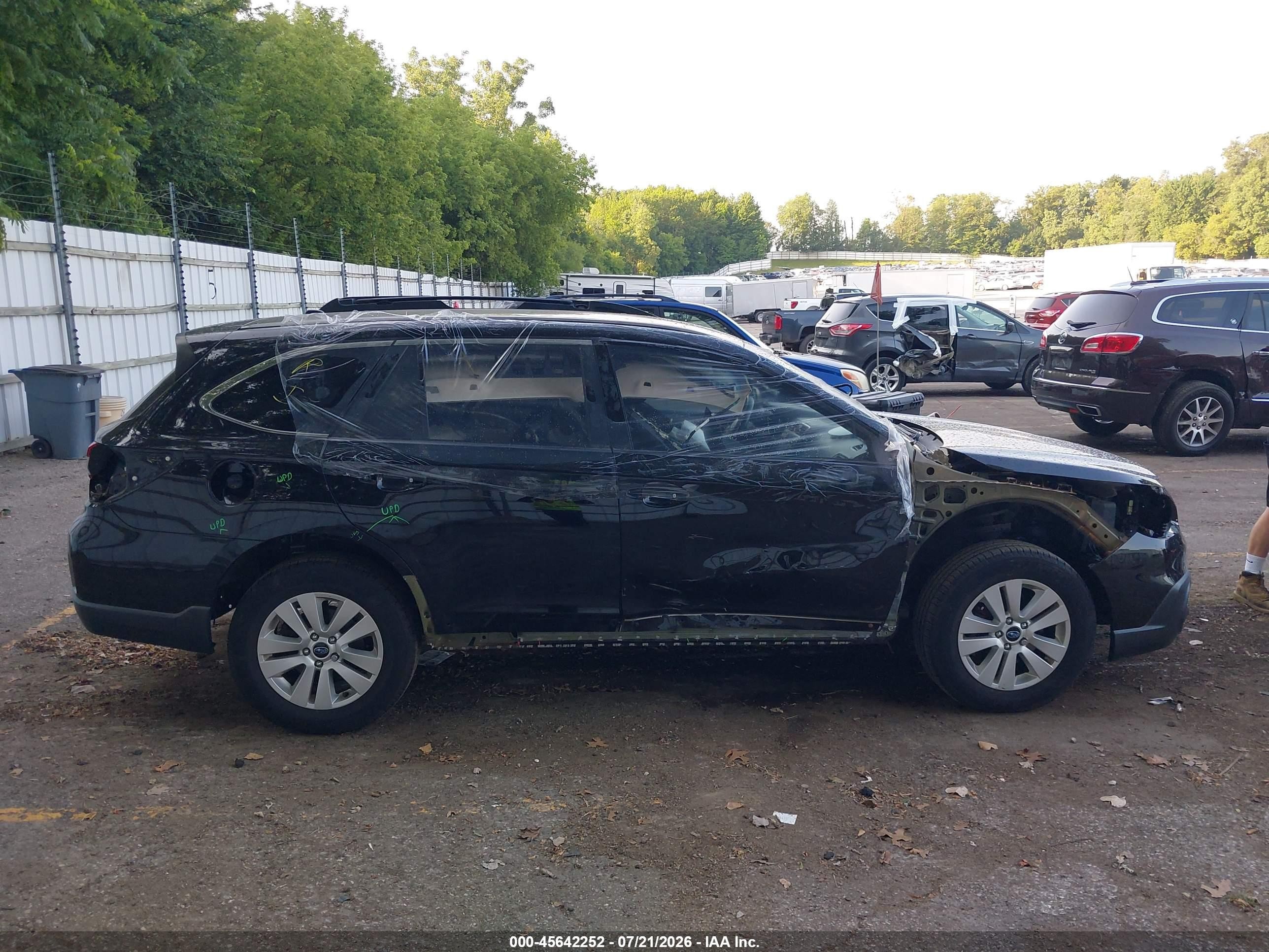 2015 Subaru Outback 2.5i Premium Черный vin: 4S4BSBCC4F3344759