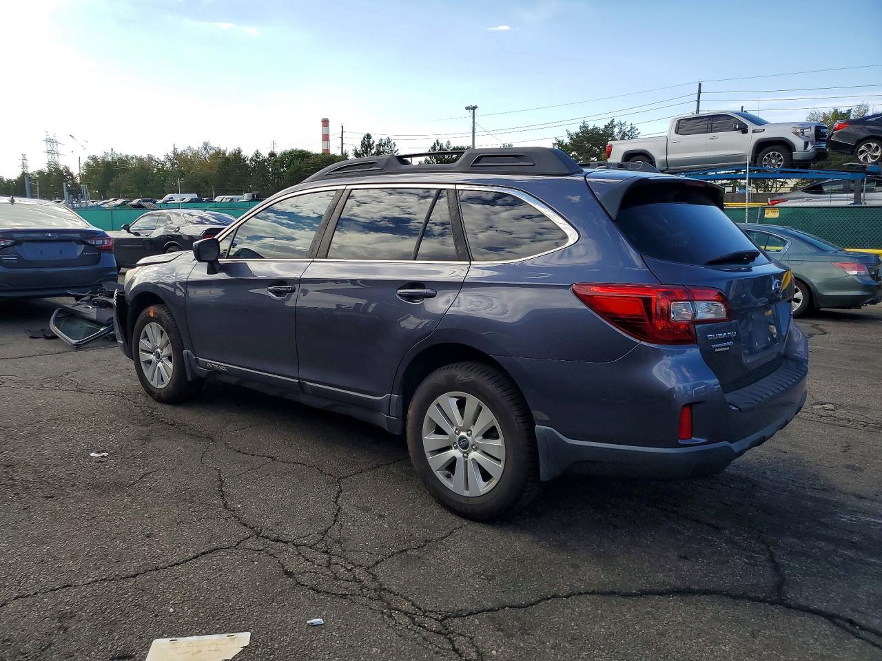 2015 Subaru Outback 2.5i Premium Gray vin: 4S4BSBCC4F3348438