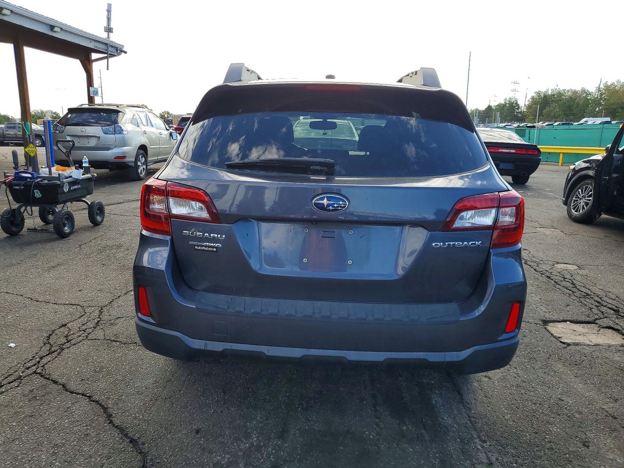 2015 Subaru Outback 2.5i Premium Gray vin: 4S4BSBCC4F3348438