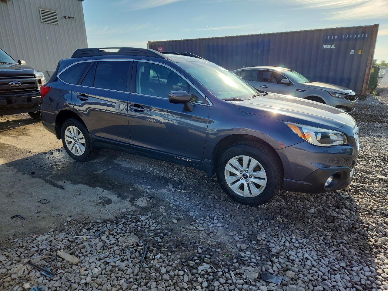 2015 Subaru Outback 2.5i Premium Gray vin: 4S4BSBCC6F3314727