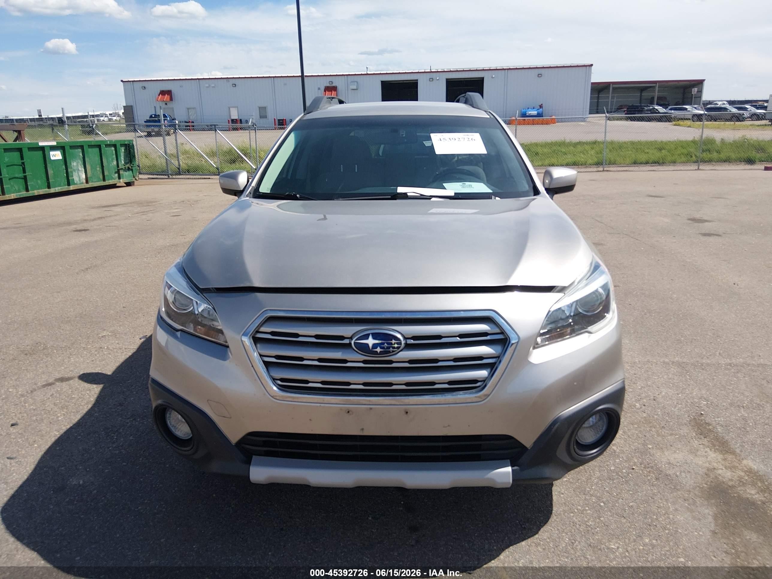 2015 Subaru Outback 2.5i Premium Gold vin: 4S4BSBCC7F3346148
