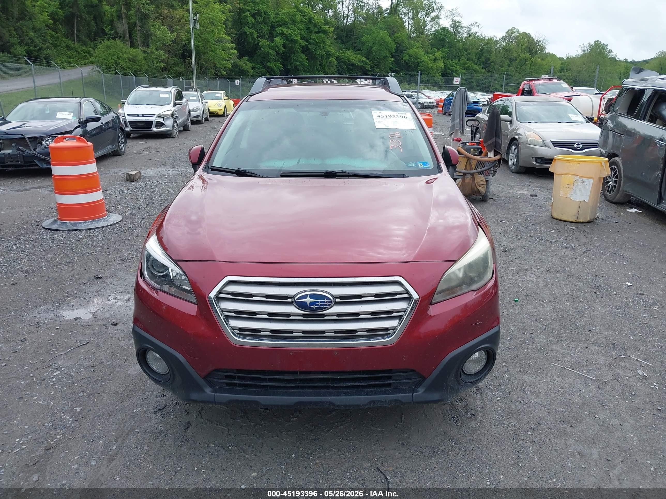 2015 Subaru Outback 2.5i Premium Red vin: 4S4BSBCC8F3246964