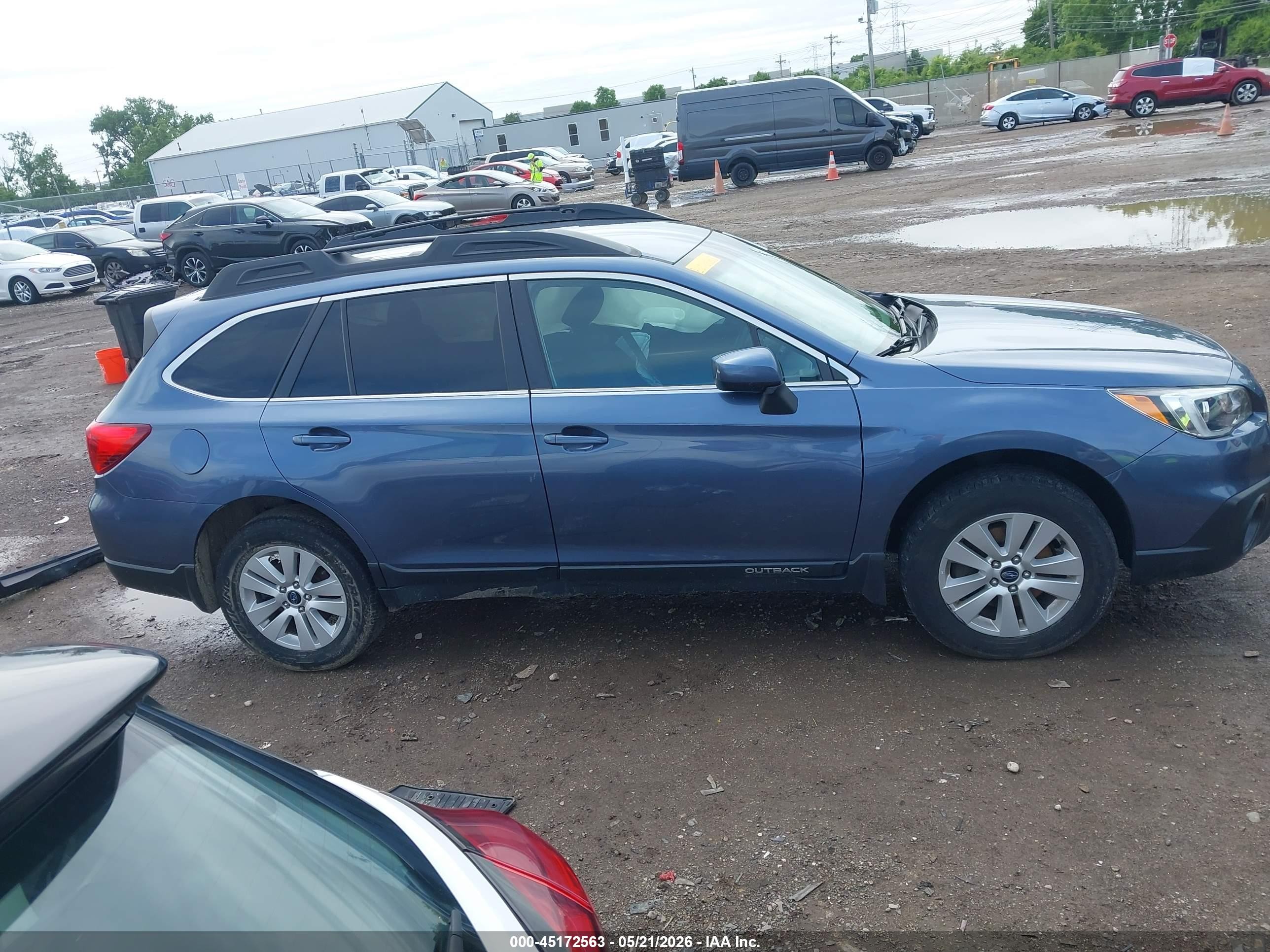 2015 Subaru Outback 2.5i Premium Blue vin: 4S4BSBCC9F3343462