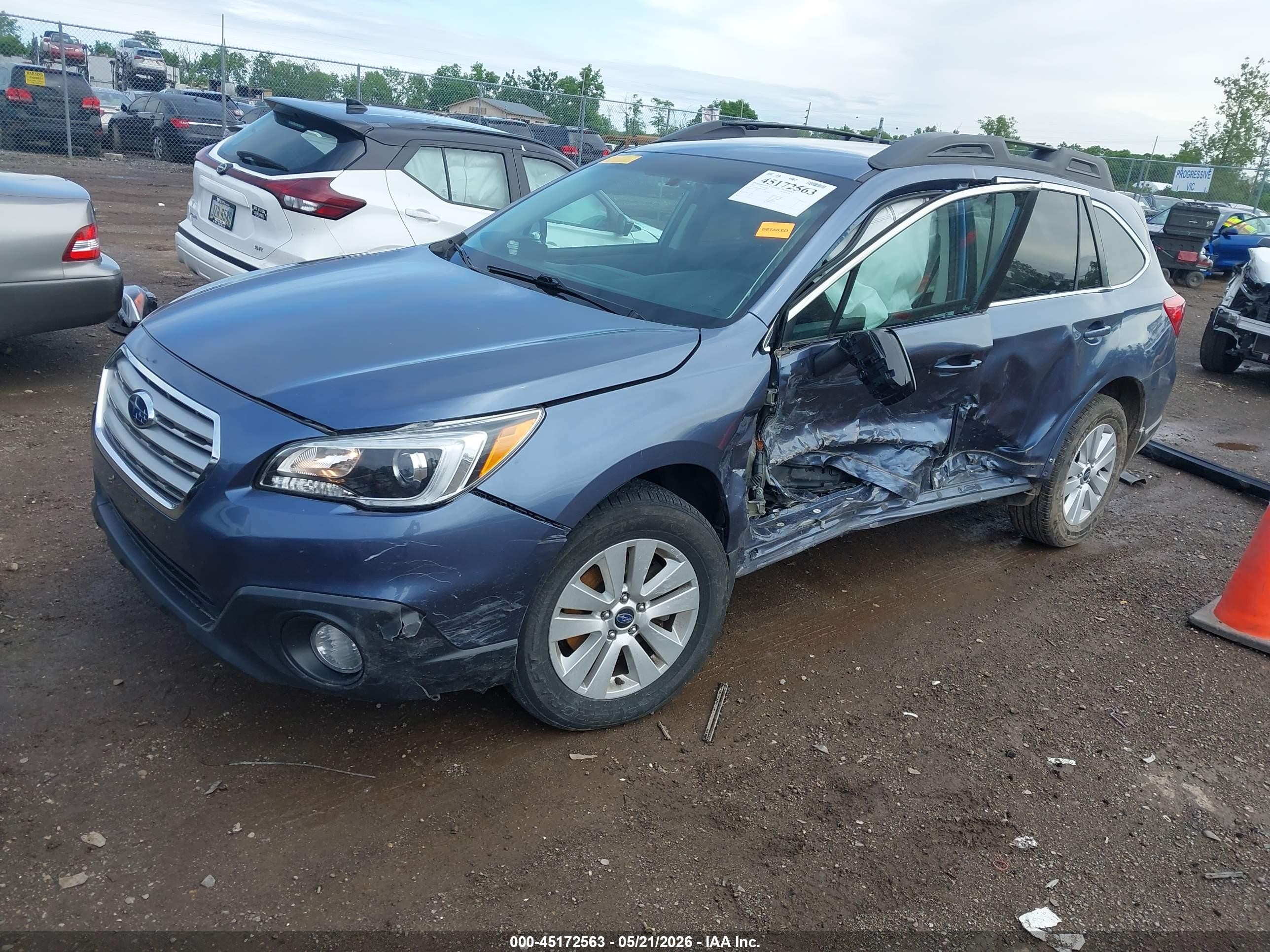 2015 Subaru Outback 2.5i Premium Blue vin: 4S4BSBCC9F3343462