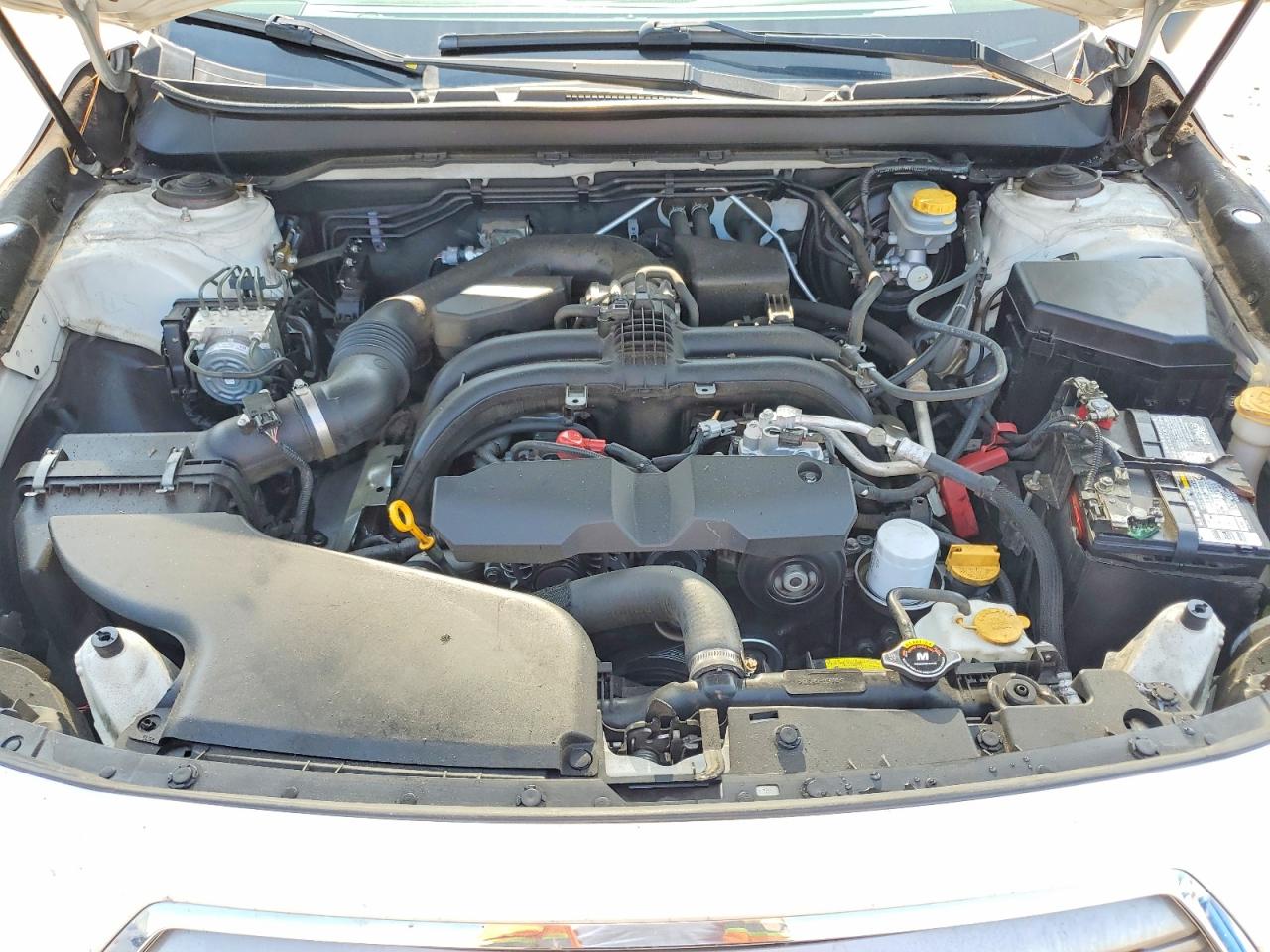 2015 Subaru Outback 2.5i Premium Белый vin: 4S4BSBCCXF3248313