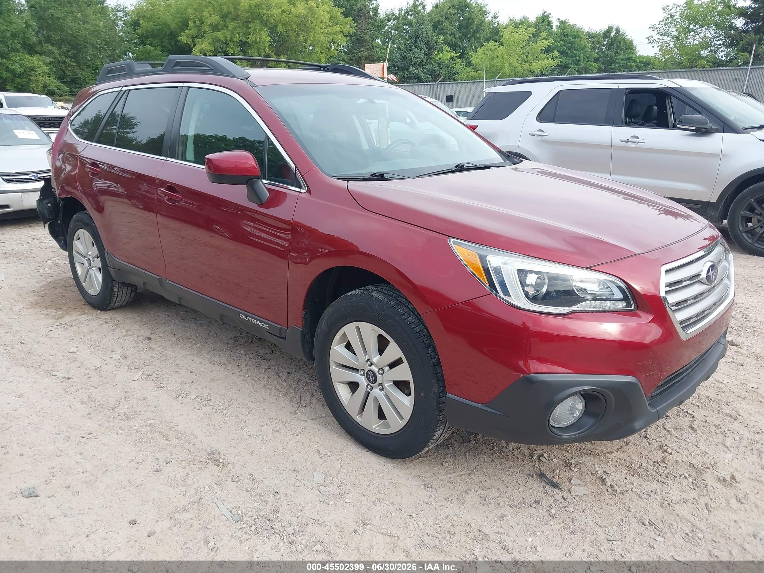 2015 Subaru Outback 2.5i Premium Red vin: 4S4BSBCCXF3288746