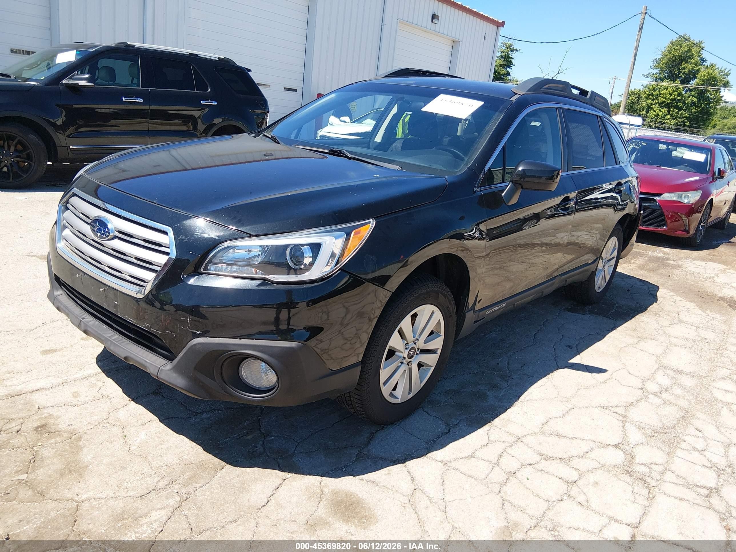 2015 Subaru Outback 2.5i Premium Black vin: 4S4BSBCCXF3300961