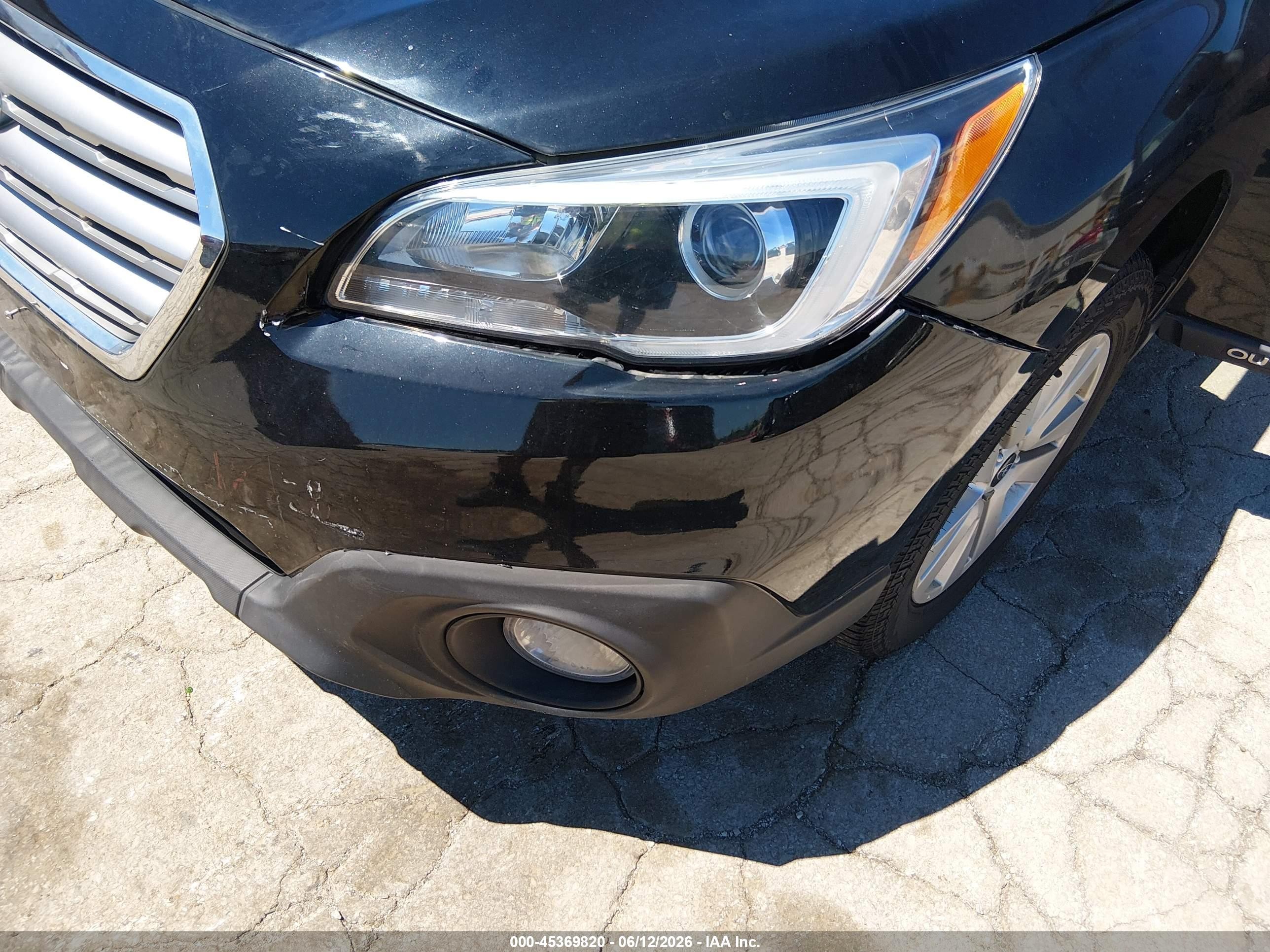 2015 Subaru Outback 2.5i Premium Black vin: 4S4BSBCCXF3300961