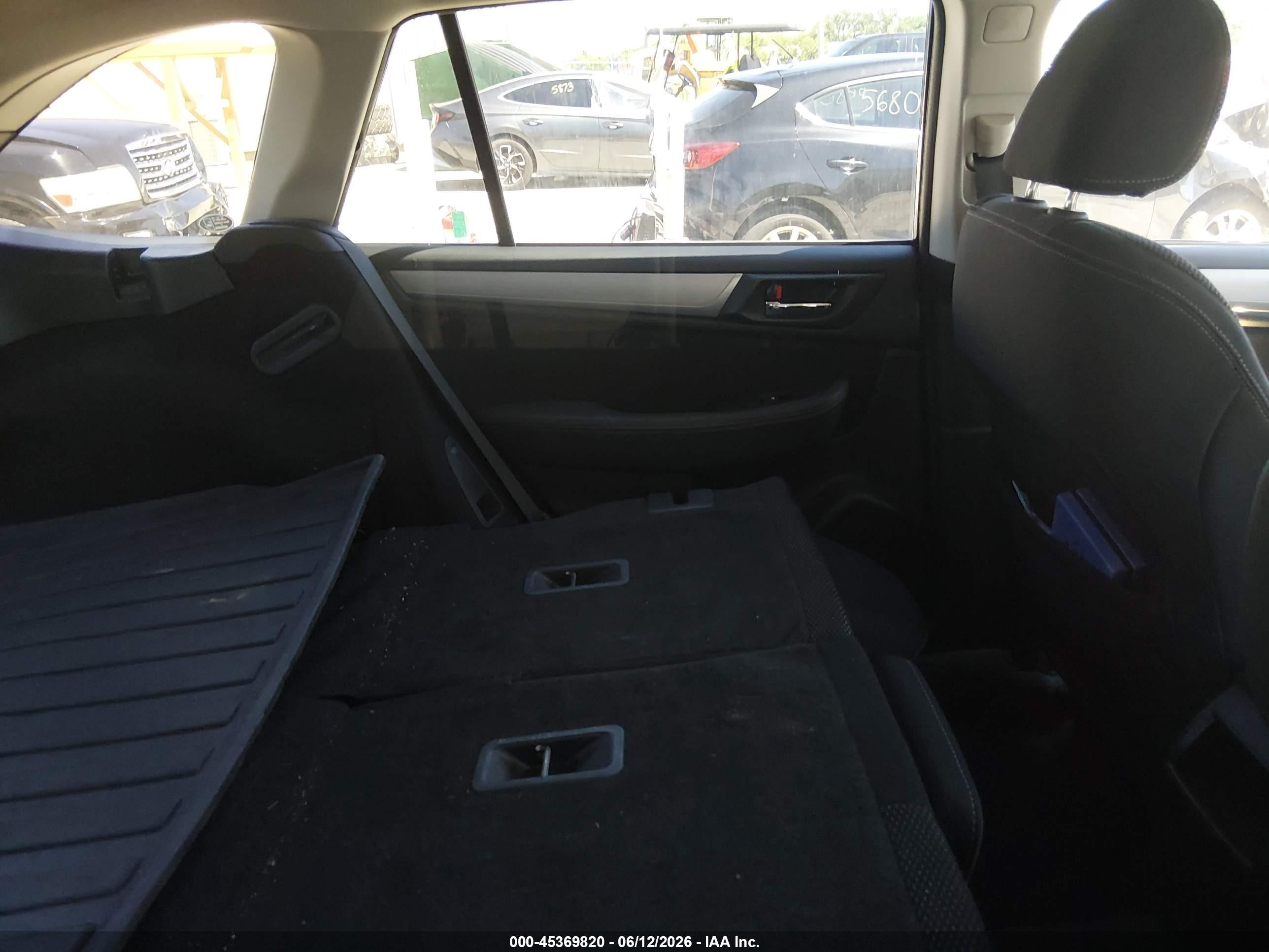 2015 Subaru Outback 2.5i Premium Black vin: 4S4BSBCCXF3300961