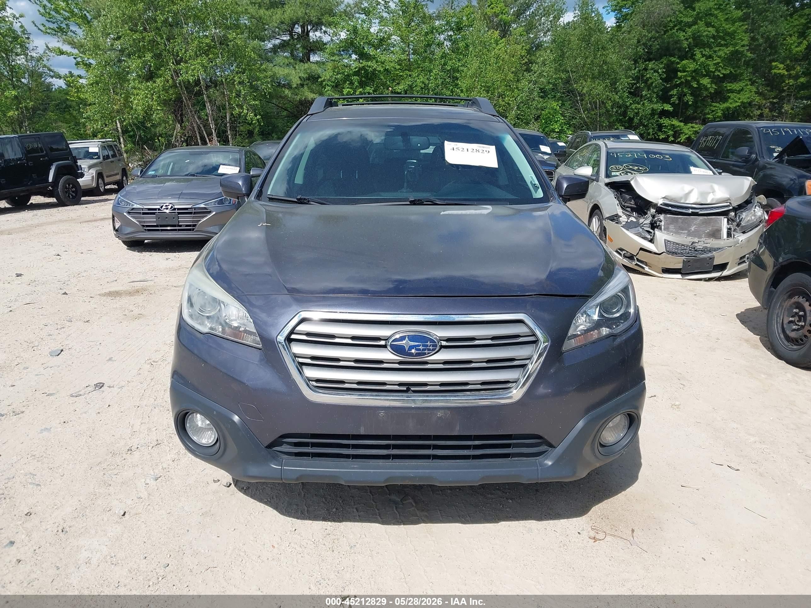 2015 Subaru Outback 2.5i Premium Gray vin: 4S4BSBDC0F3225668