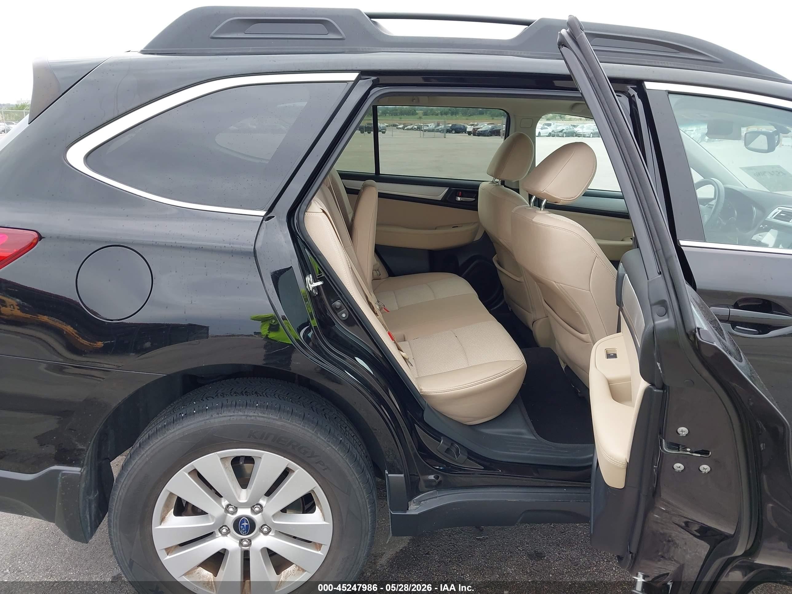 2015 Subaru Outback 2.5i Premium Black vin: 4S4BSBDC0F3361069