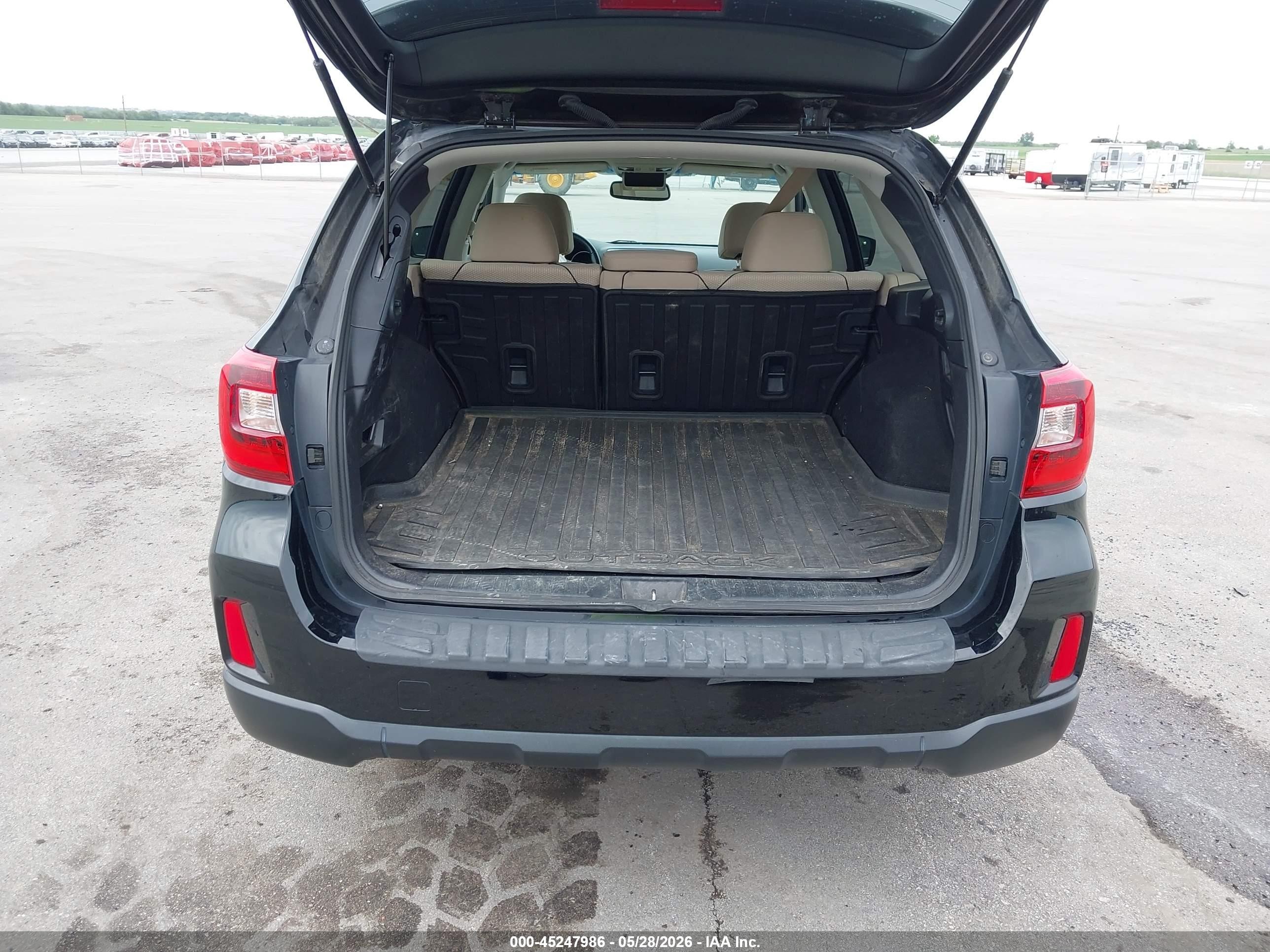 2015 Subaru Outback 2.5i Premium Black vin: 4S4BSBDC0F3361069
