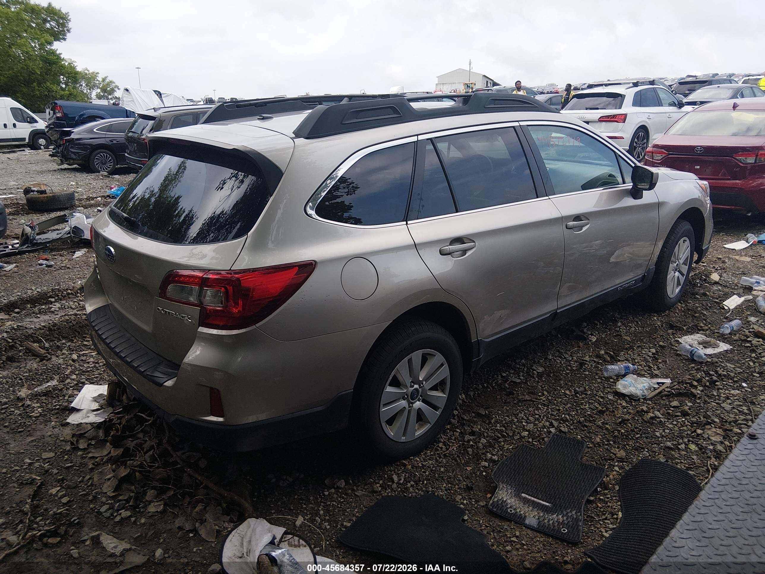 2015 Subaru Outback 2.5i Premium Champagne vin: 4S4BSBDC1F3275785