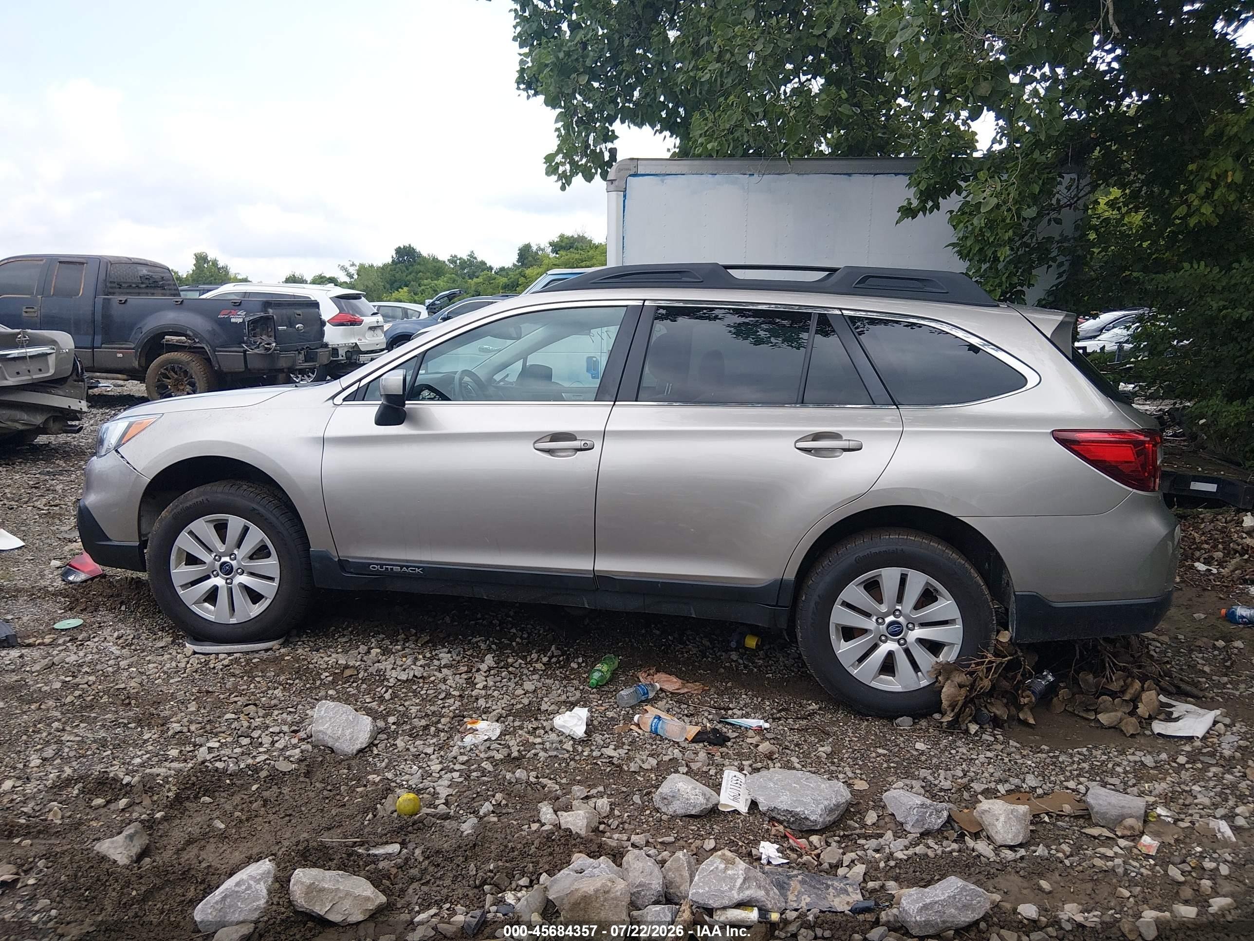 2015 Subaru Outback 2.5i Premium Champagne vin: 4S4BSBDC1F3275785