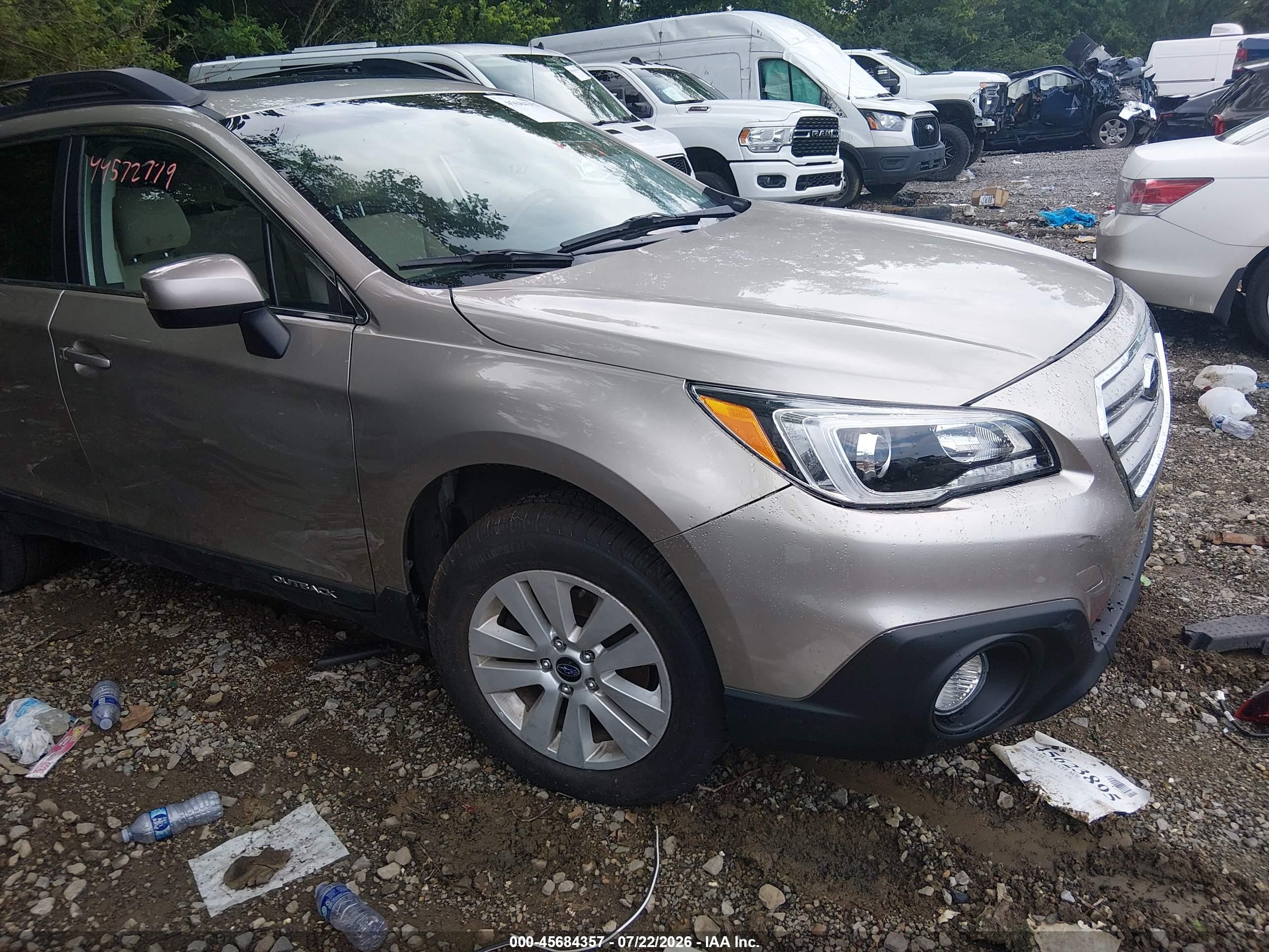 2015 Subaru Outback 2.5i Premium Champagne vin: 4S4BSBDC1F3275785