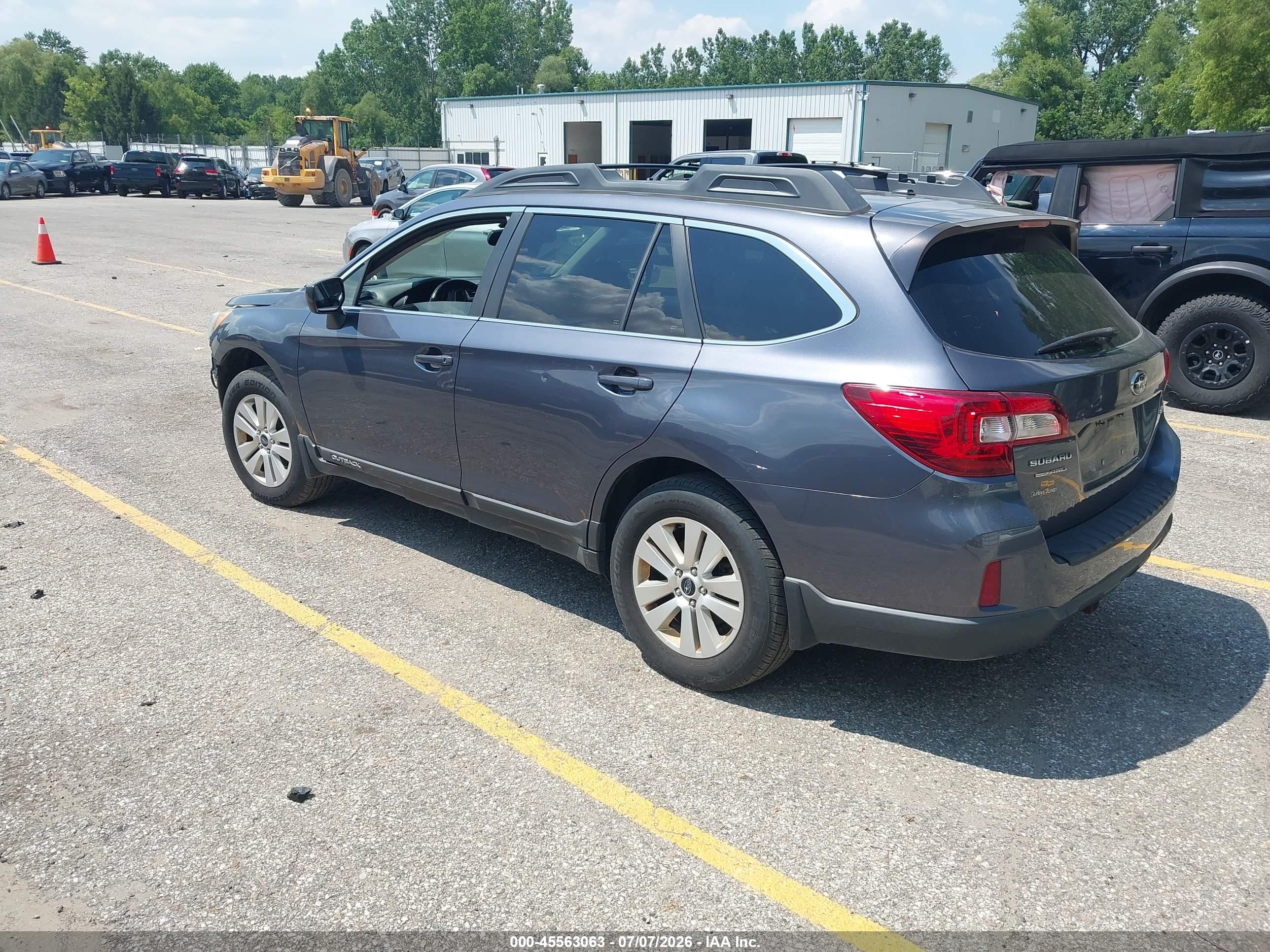 2015 Subaru Outback 2.5i Premium Gray vin: 4S4BSBDC2F3356360