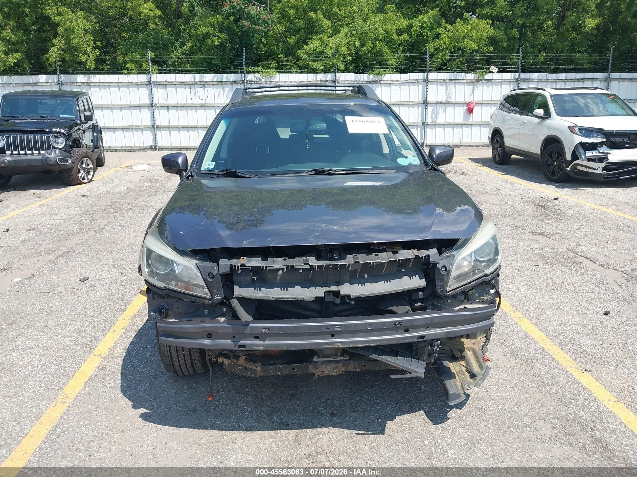 2015 Subaru Outback 2.5i Premium Gray vin: 4S4BSBDC2F3356360