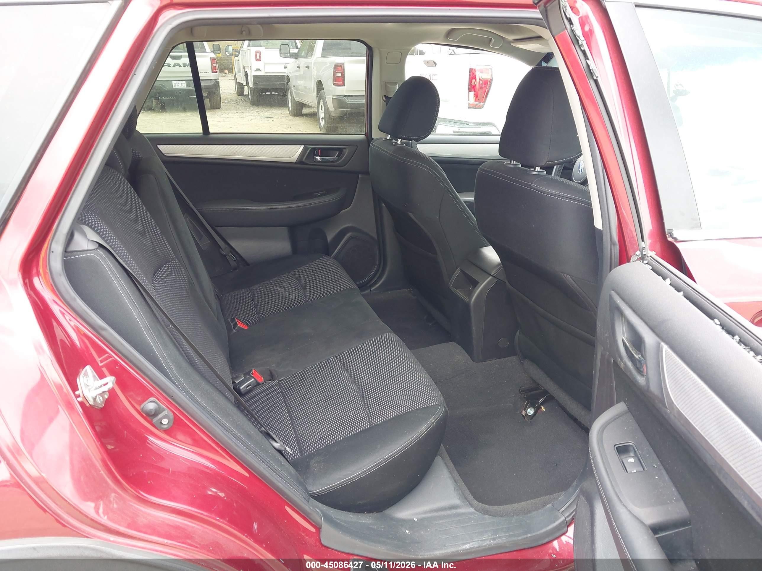 2015 Subaru Outback 2.5i Premium Красный vin: 4S4BSBDC3F3337140