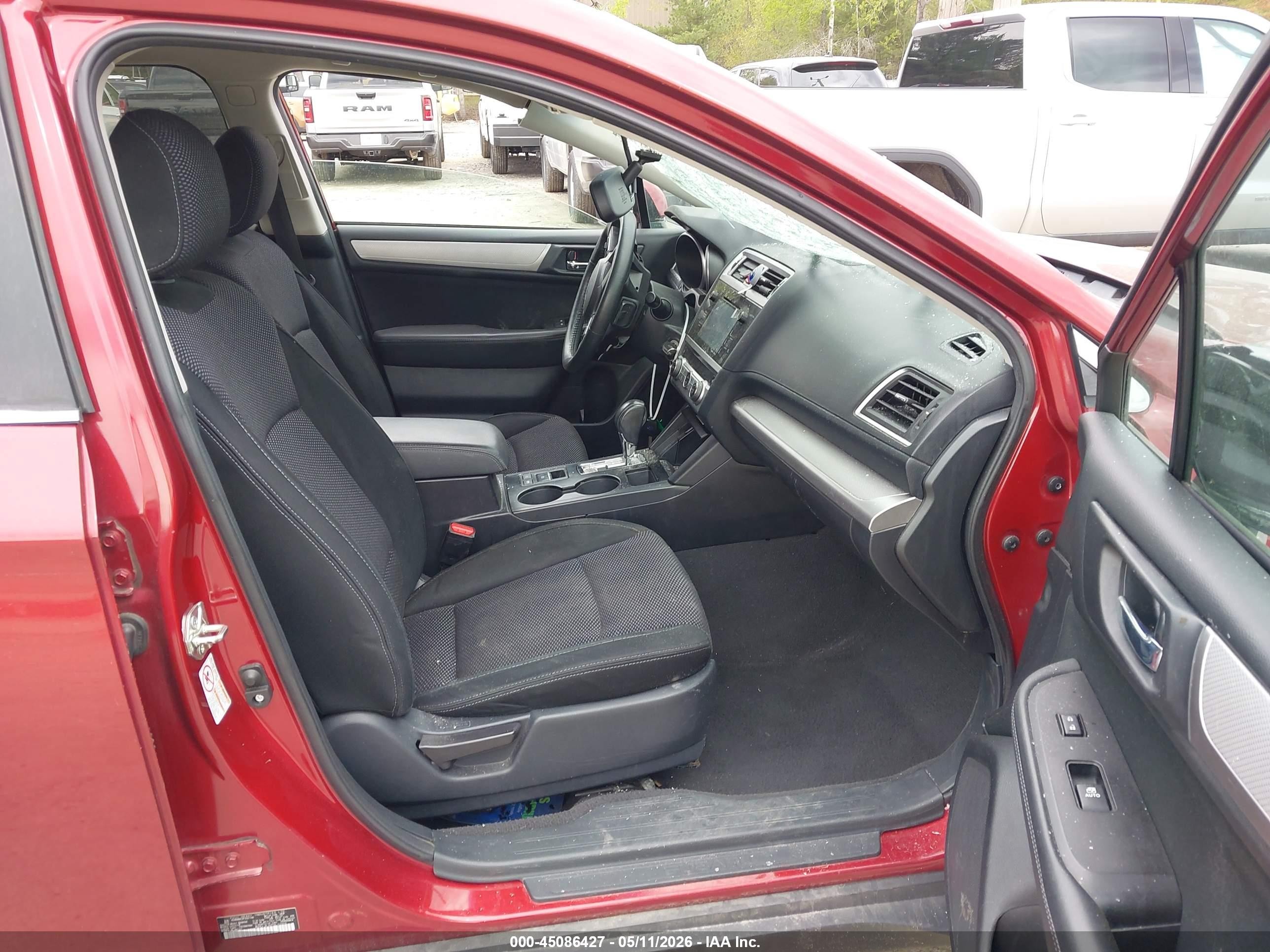 2015 Subaru Outback 2.5i Premium Красный vin: 4S4BSBDC3F3337140