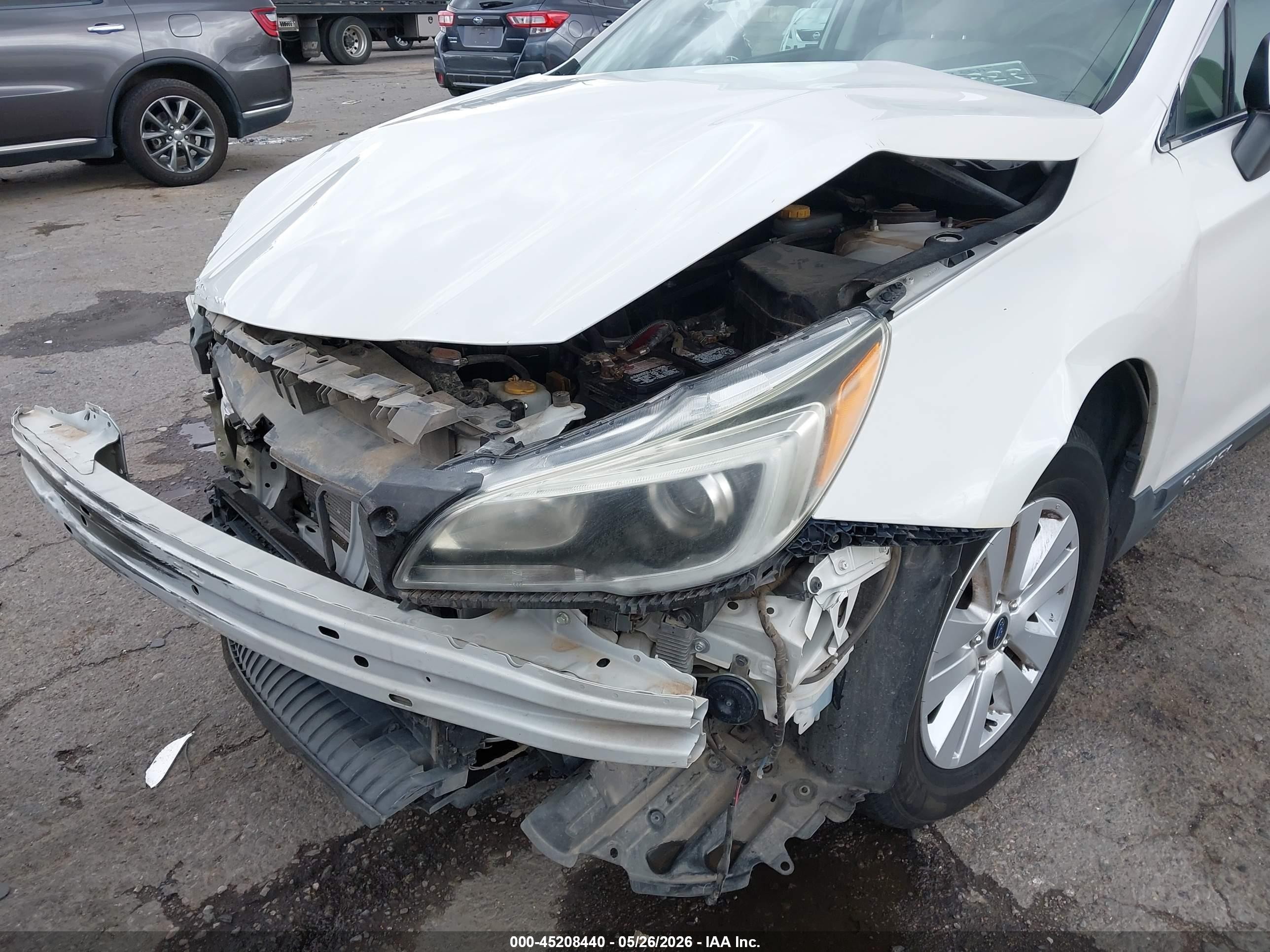 2015 Subaru Outback 2.5i Premium White vin: 4S4BSBDC3F3349742