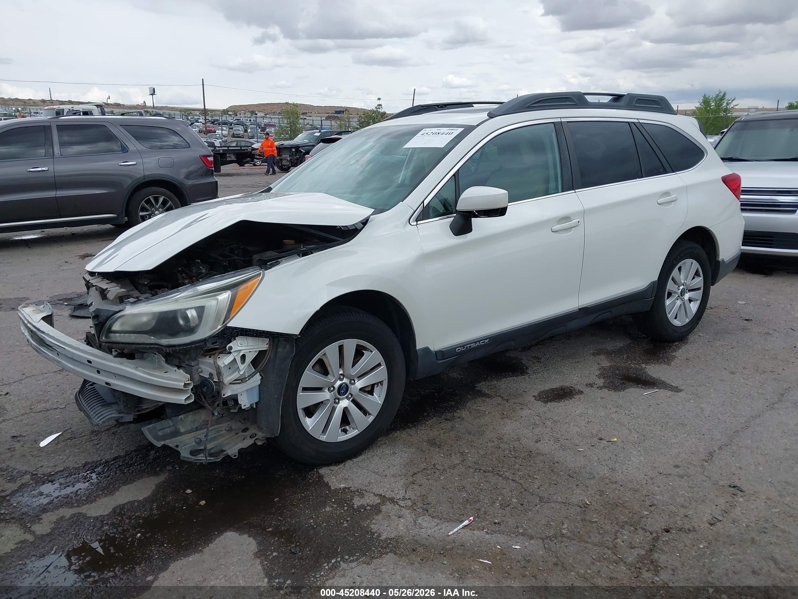 2015 Subaru Outback 2.5i Premium White vin: 4S4BSBDC3F3349742
