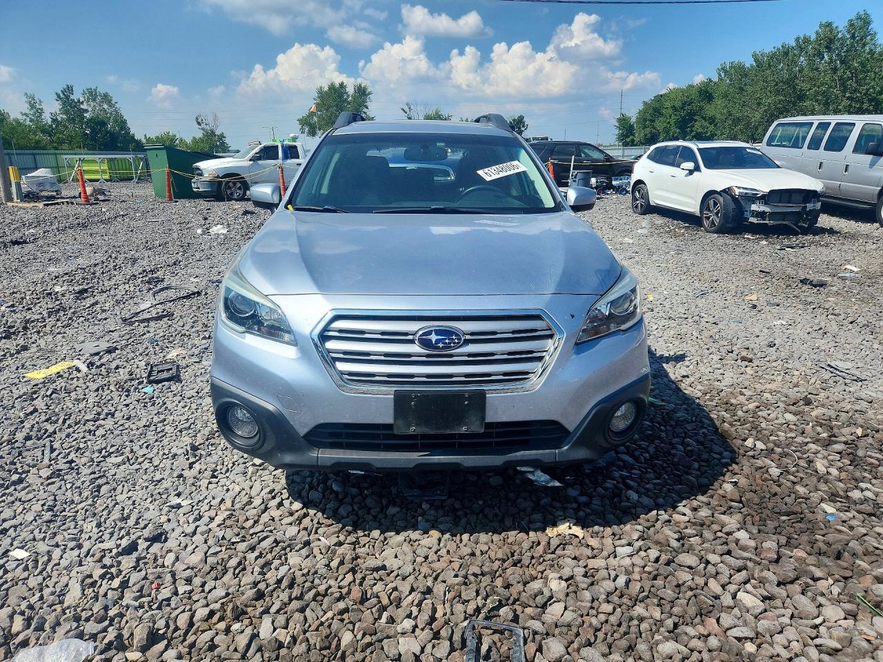 2015 Subaru Outback 2.5i Premium Silver vin: 4S4BSBDC5F3240442