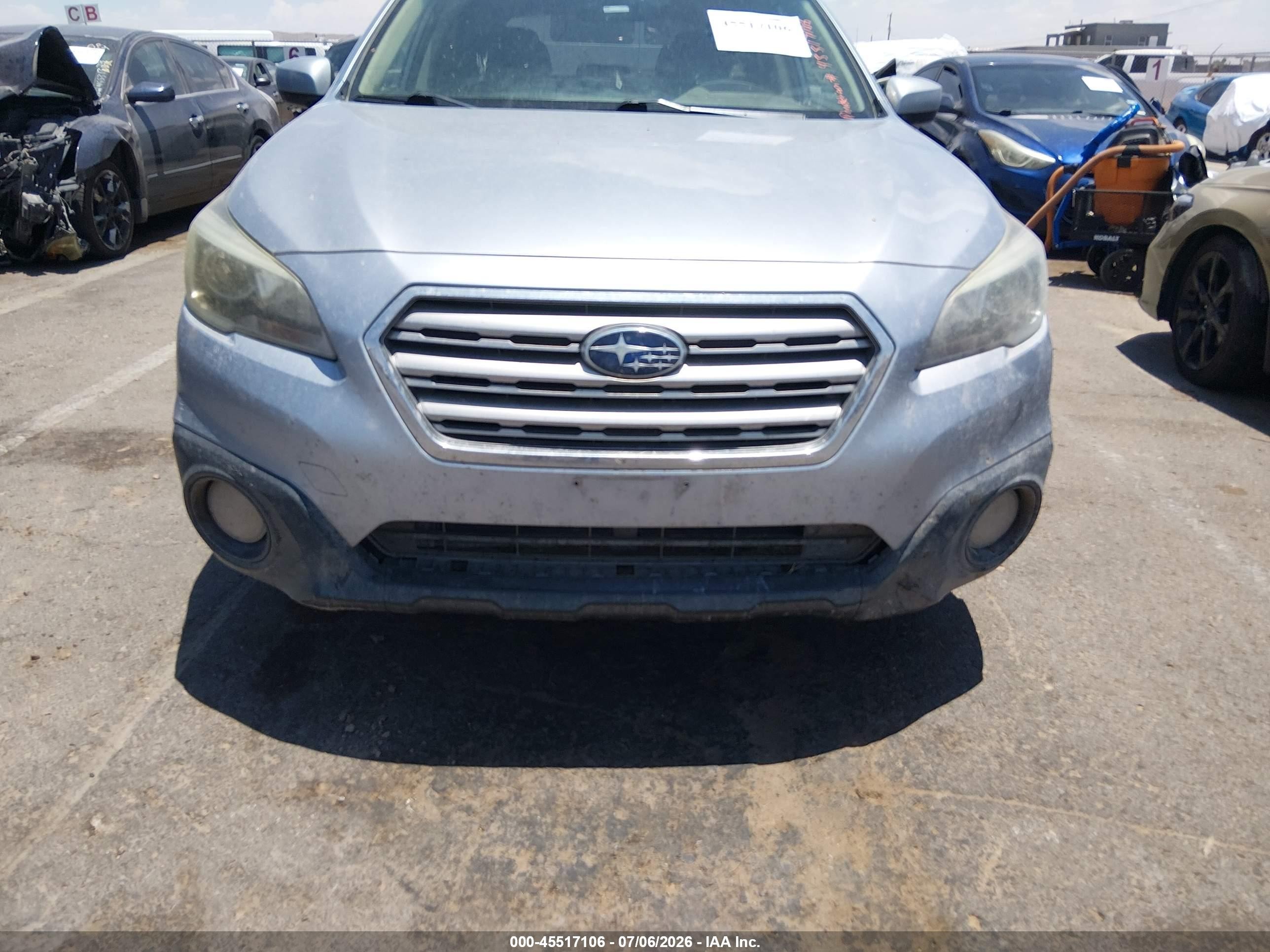 2015 Subaru Outback 2.5i Premium Silver vin: 4S4BSBDCXF3244860
