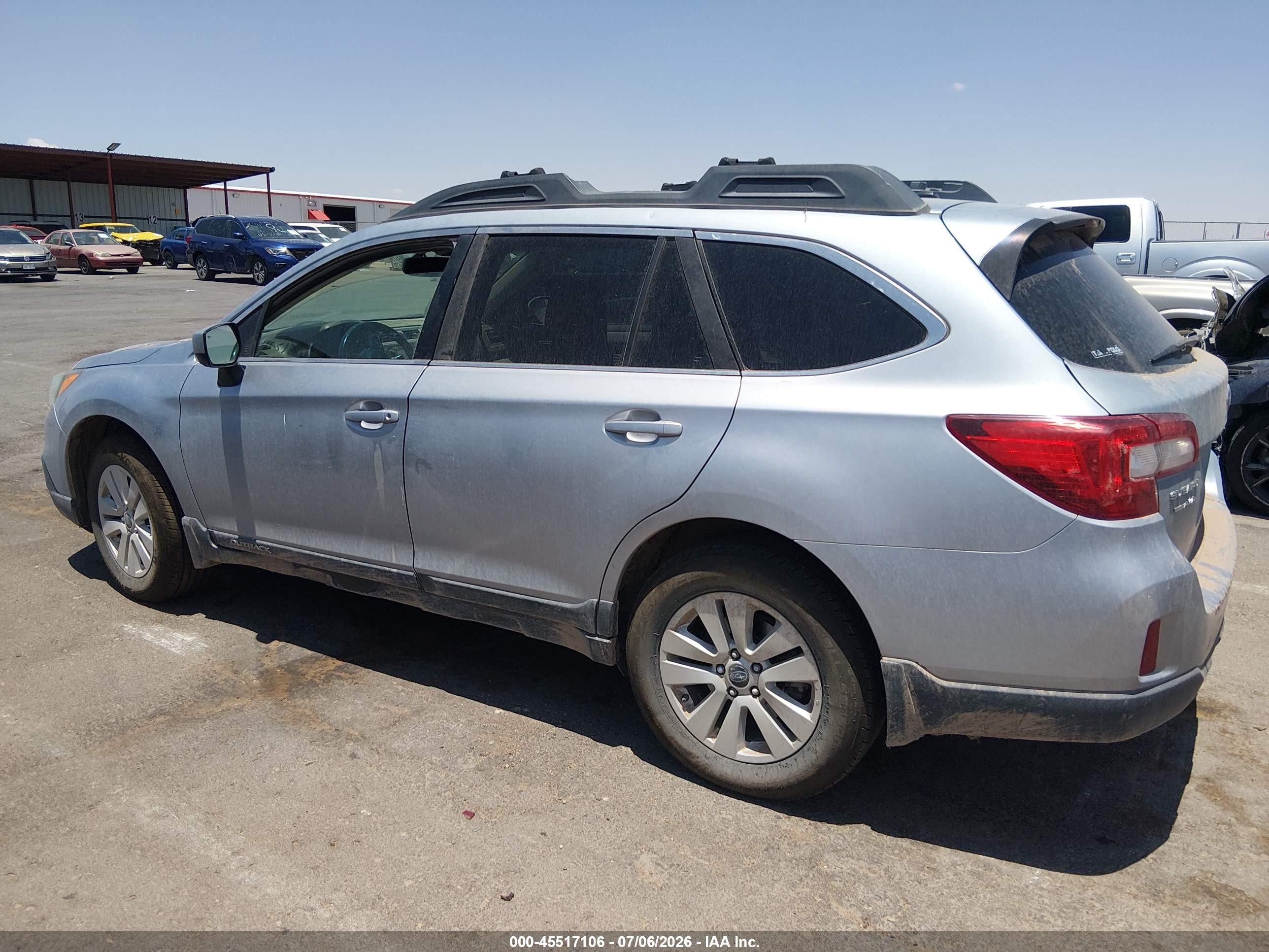 2015 Subaru Outback 2.5i Premium Silver vin: 4S4BSBDCXF3244860