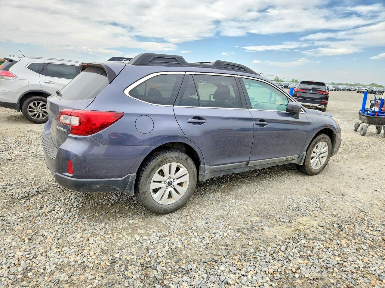 2015 Subaru Outback 2.5i Premium Blue vin: 4S4BSBEC0F3225930