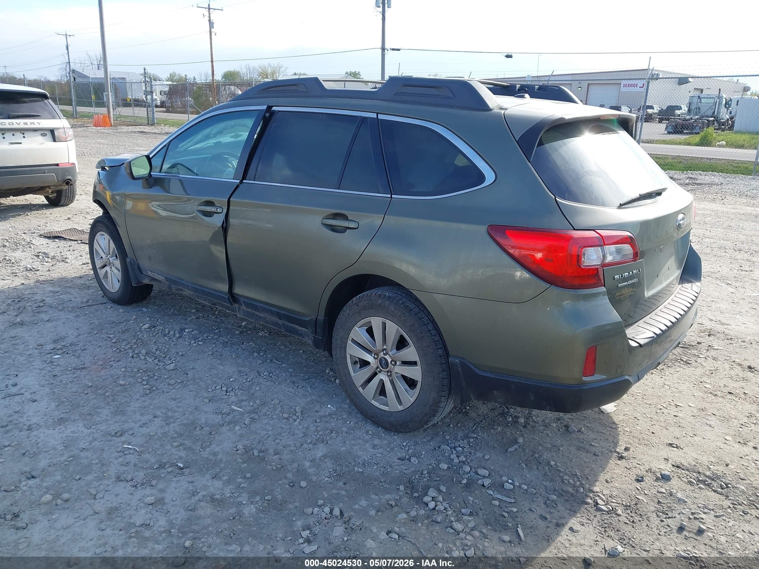 2015 Subaru Outback 2.5i Premium Gray vin: 4S4BSBEC2F3267936