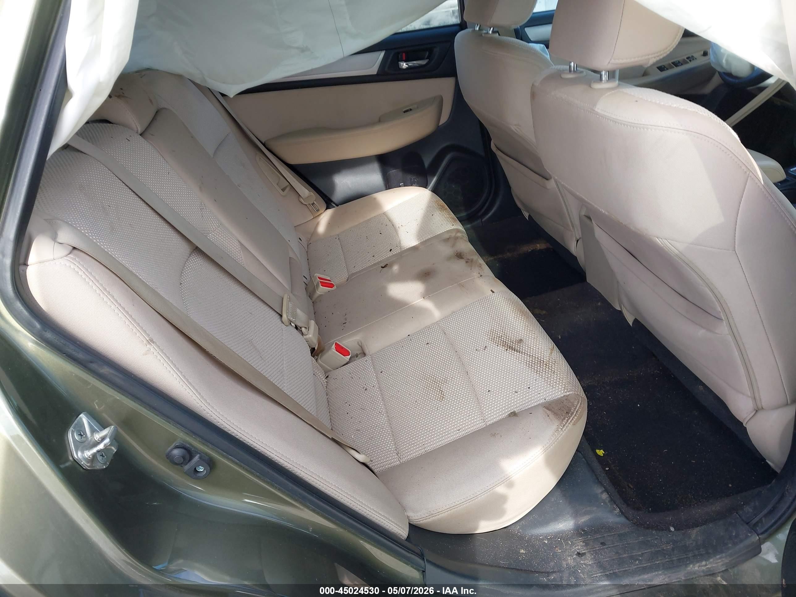 2015 Subaru Outback 2.5i Premium Gray vin: 4S4BSBEC2F3267936