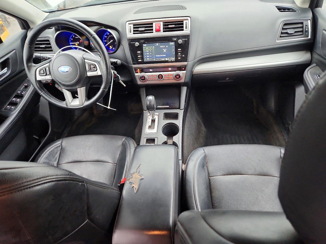 2015 Subaru Outback 2.5i Premium White vin: 4S4BSBEC4F3233772