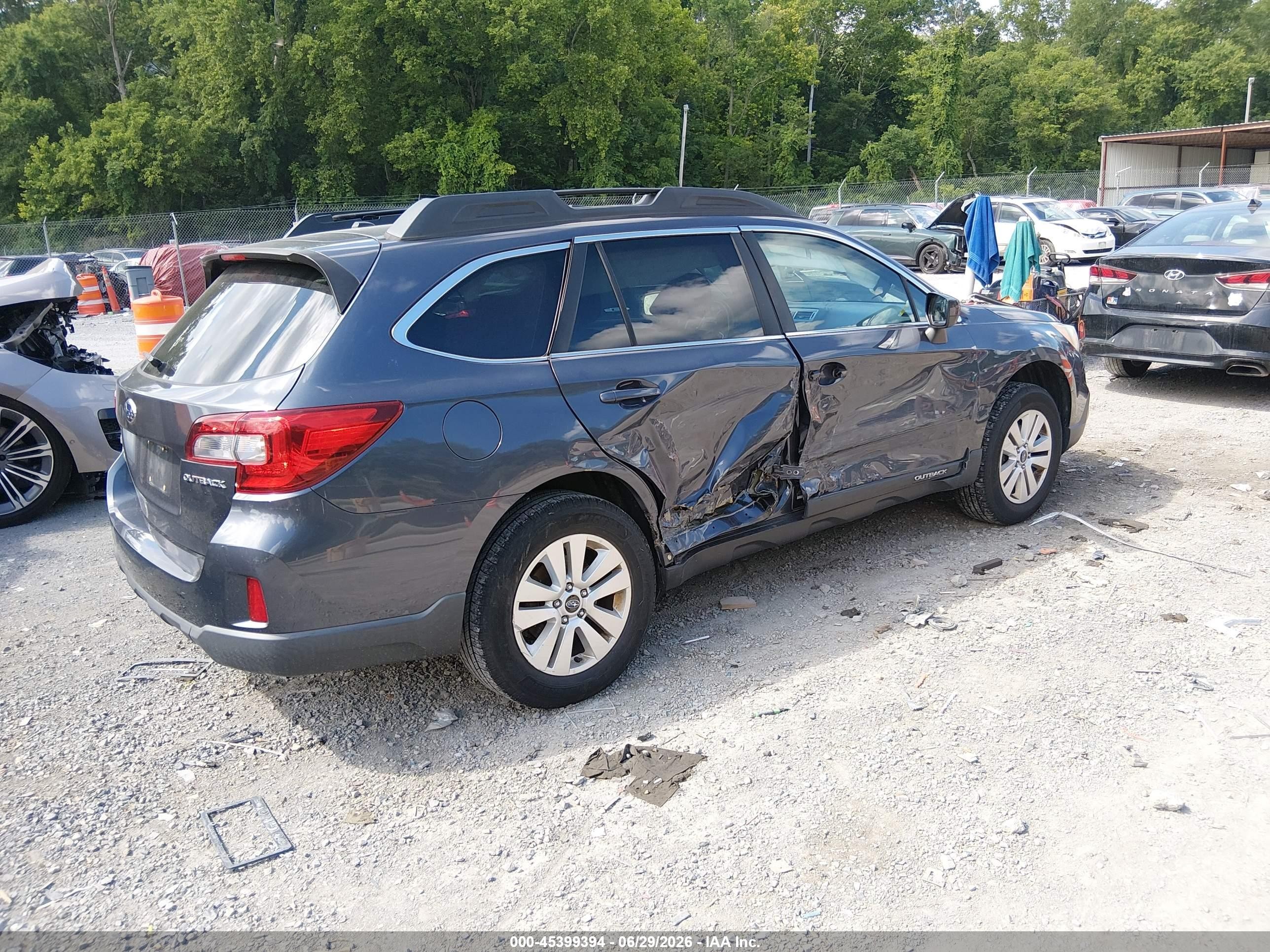 2015 Subaru Outback 2.5i Premium Blue vin: 4S4BSBEC9F3223545
