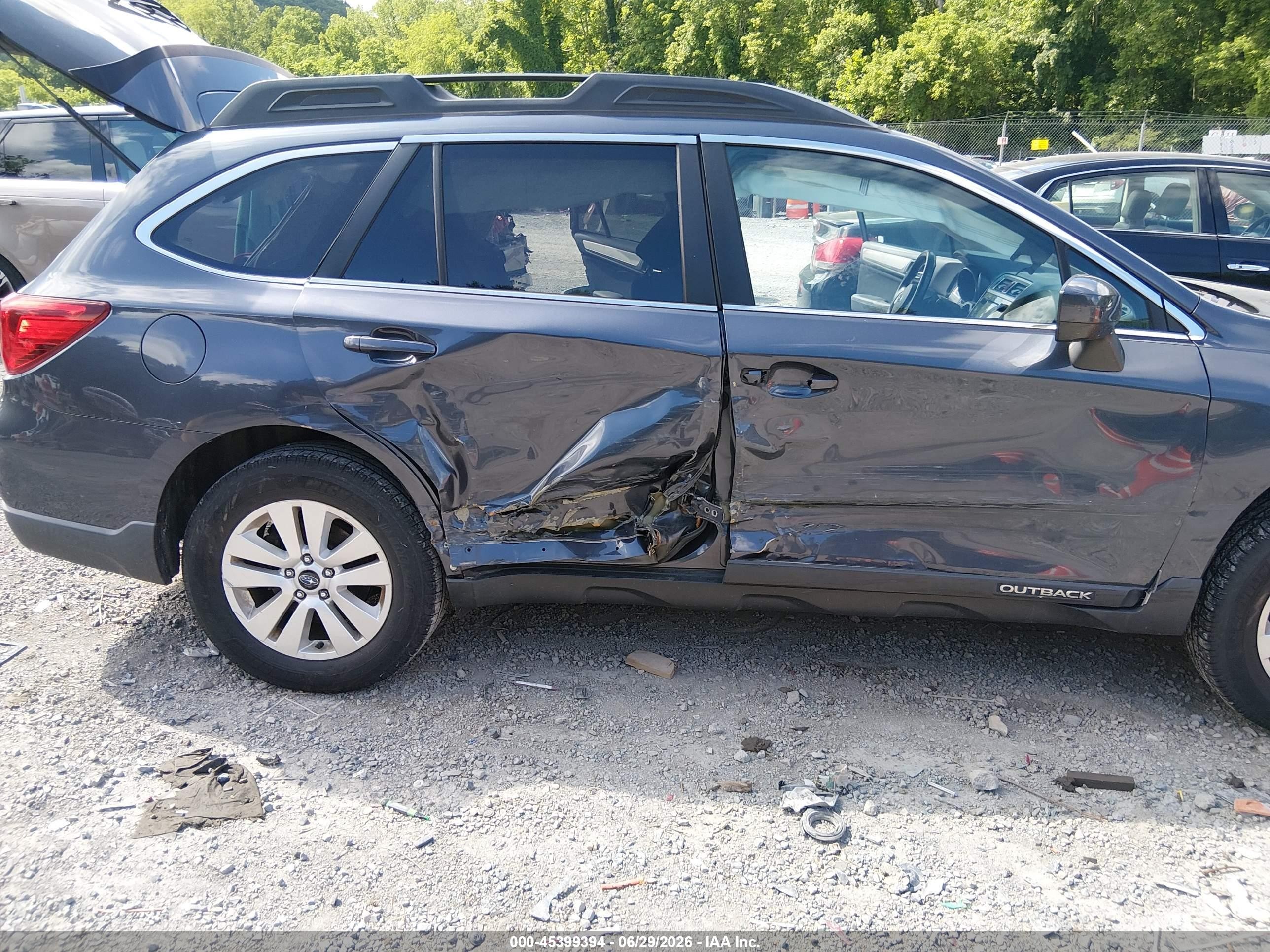 2015 Subaru Outback 2.5i Premium Blue vin: 4S4BSBEC9F3223545