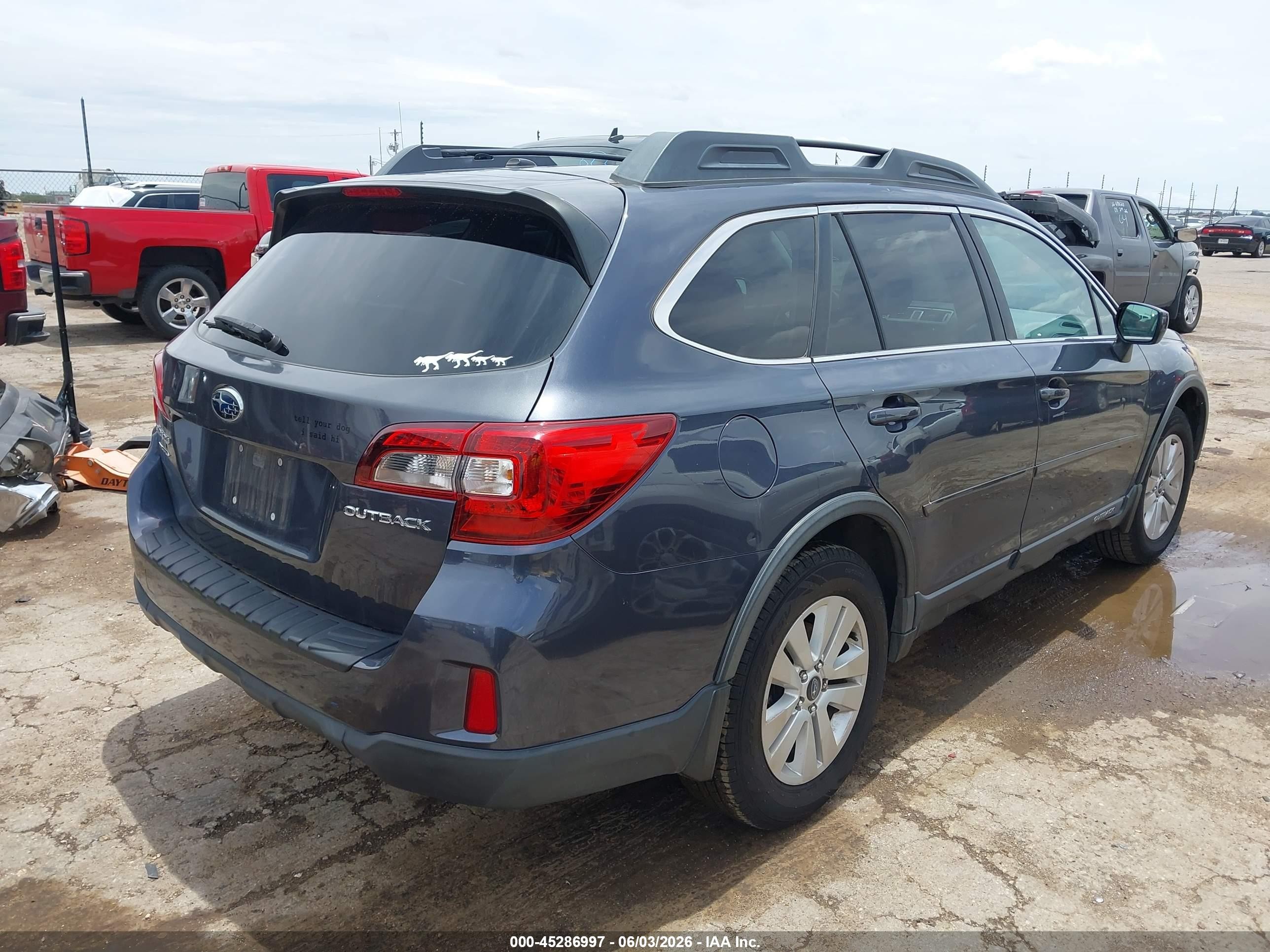 2015 Subaru Outback 2.5i Premium Blue vin: 4S4BSBECXF3233338