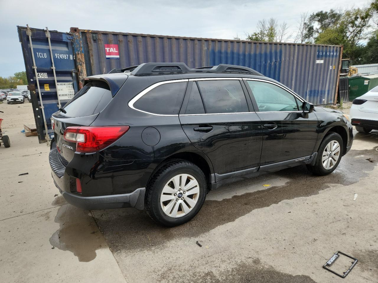 2015 Subaru Outback 2.5i Premium Black vin: 4S4BSBECXF3236398