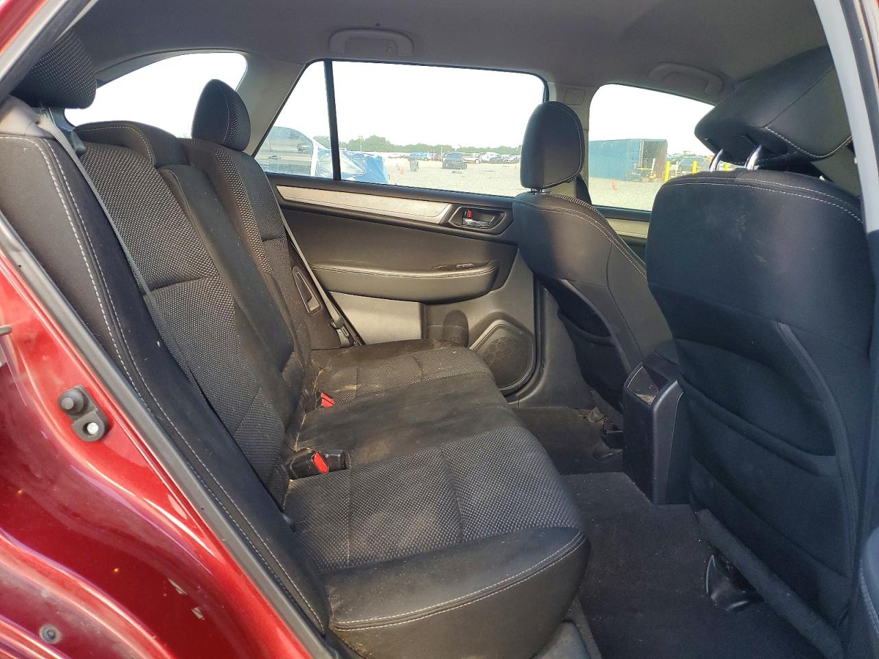 2015 Subaru Outback 2.5i Premium Burgundy vin: 4S4BSBFC1F3283799