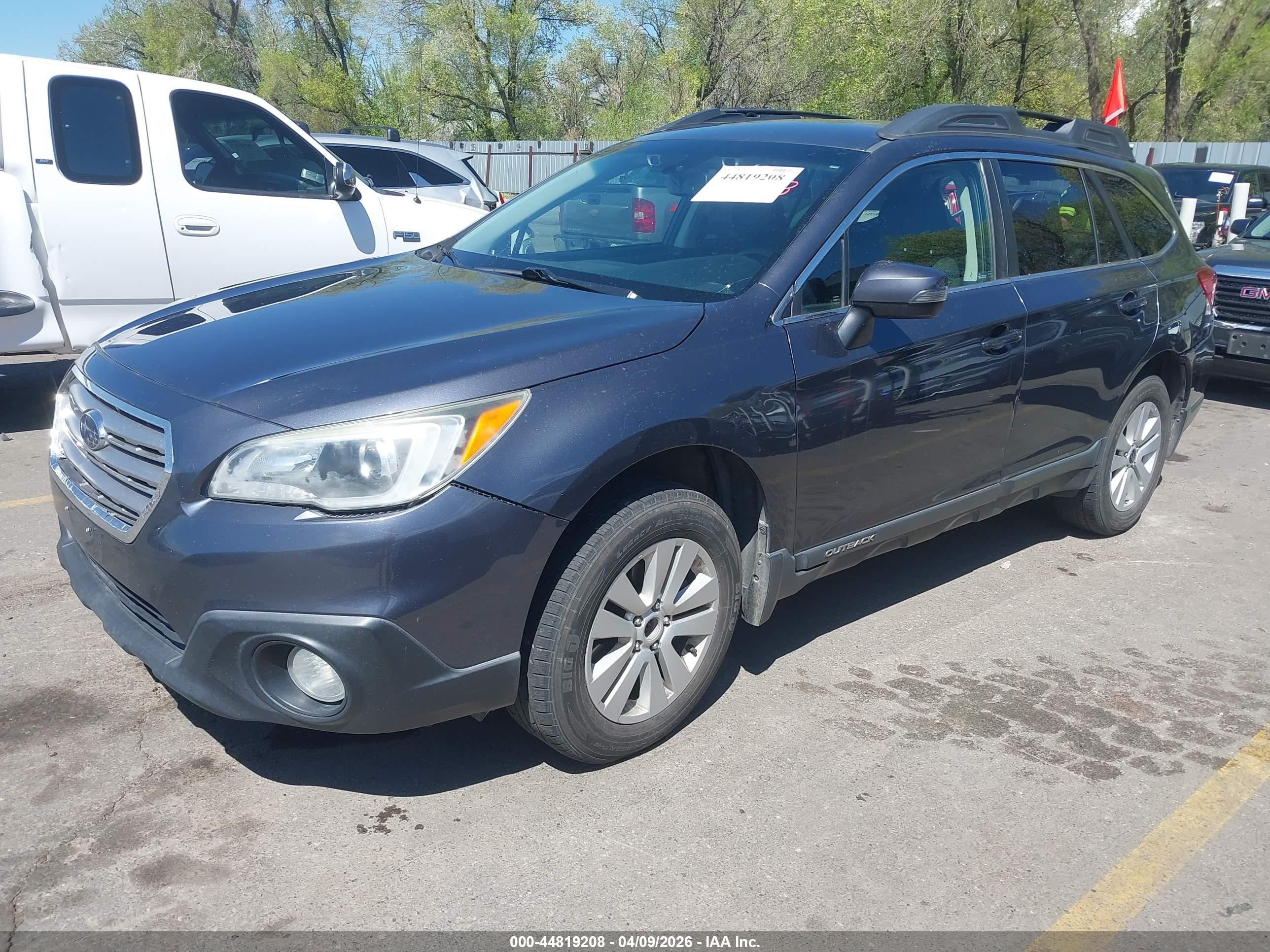 2015 Subaru Outback 2.5i Premium Gray vin: 4S4BSBFC6F3270482