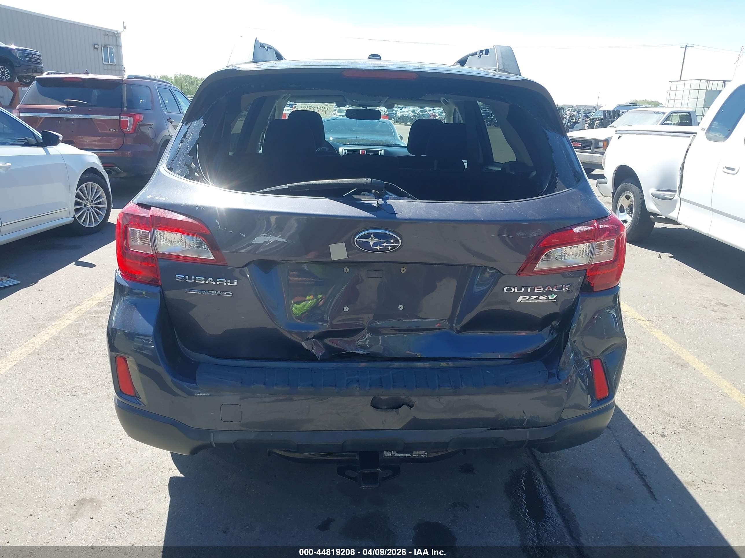2015 Subaru Outback 2.5i Premium Gray vin: 4S4BSBFC6F3270482