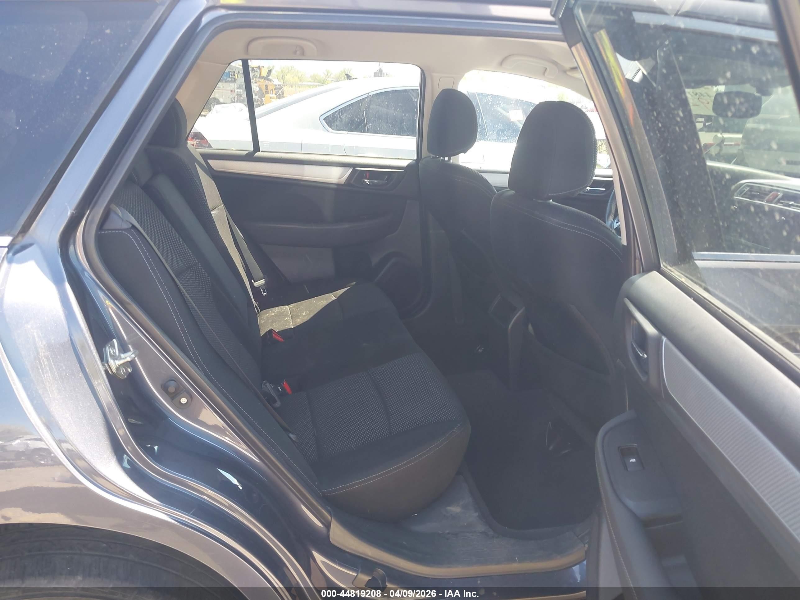 2015 Subaru Outback 2.5i Premium Gray vin: 4S4BSBFC6F3270482