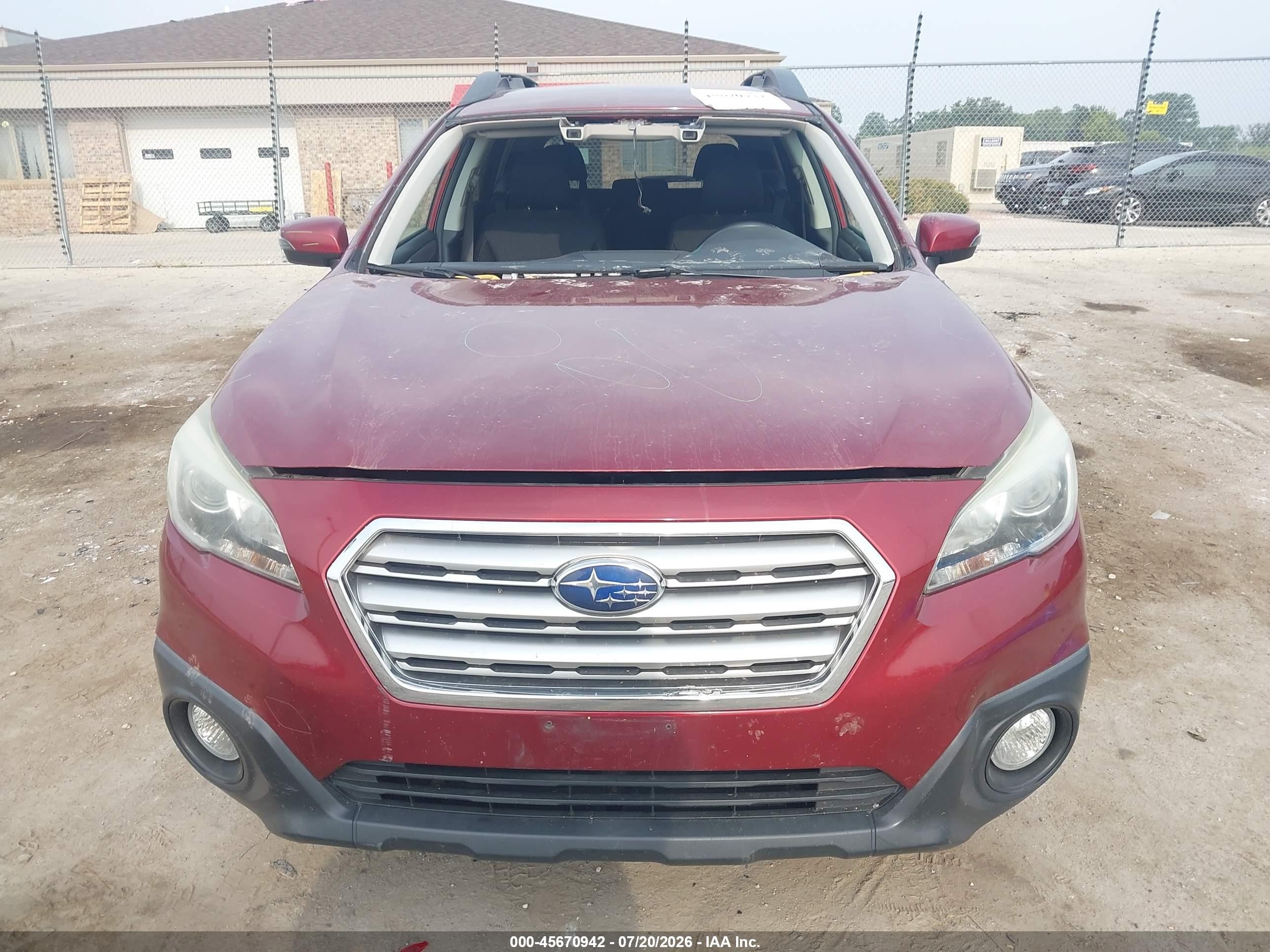 2015 Subaru Outback 2.5i Premium Красный vin: 4S4BSBFC7F3284102